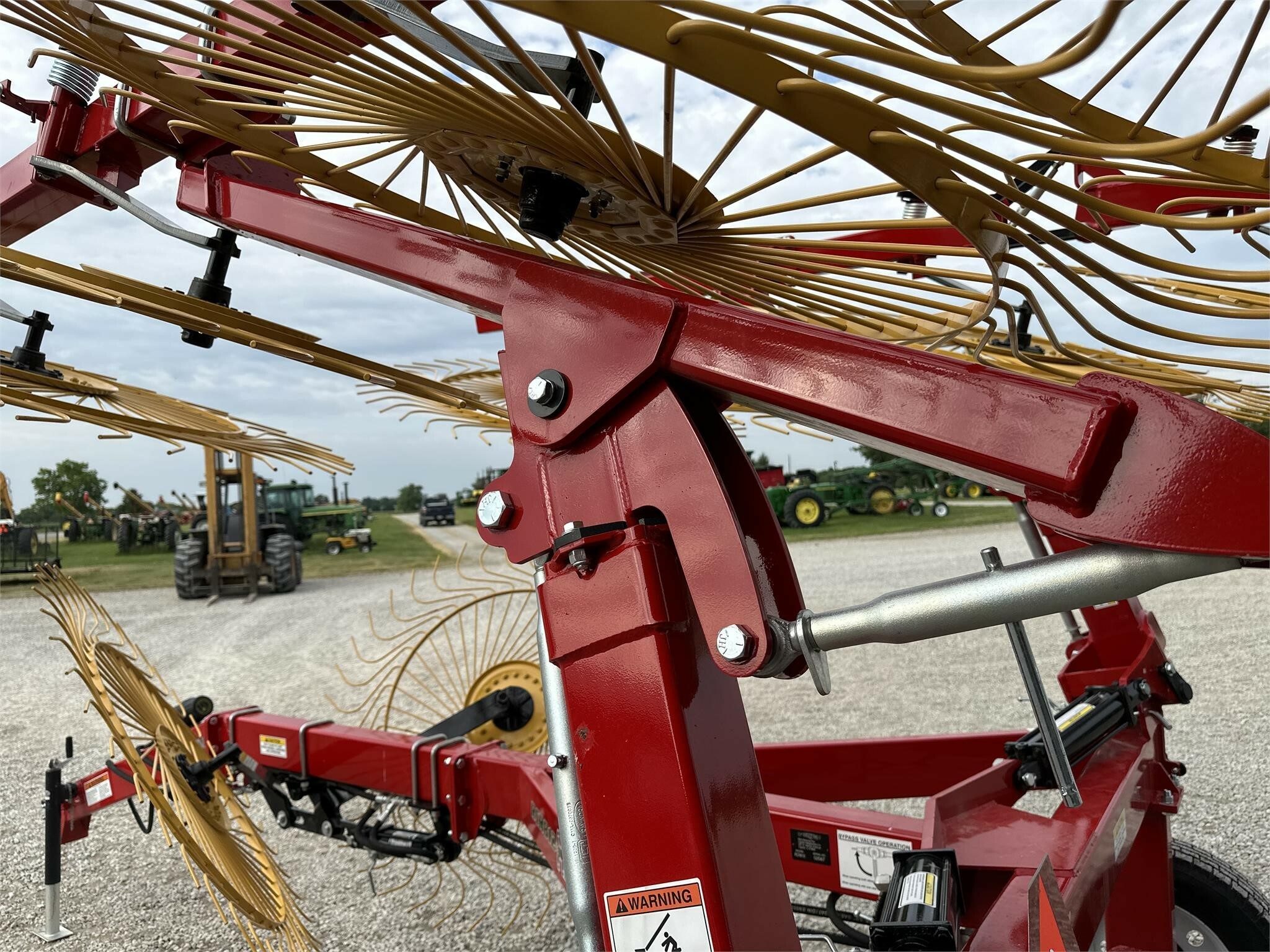 2025 Ogden Metalworks RCR812 Rake