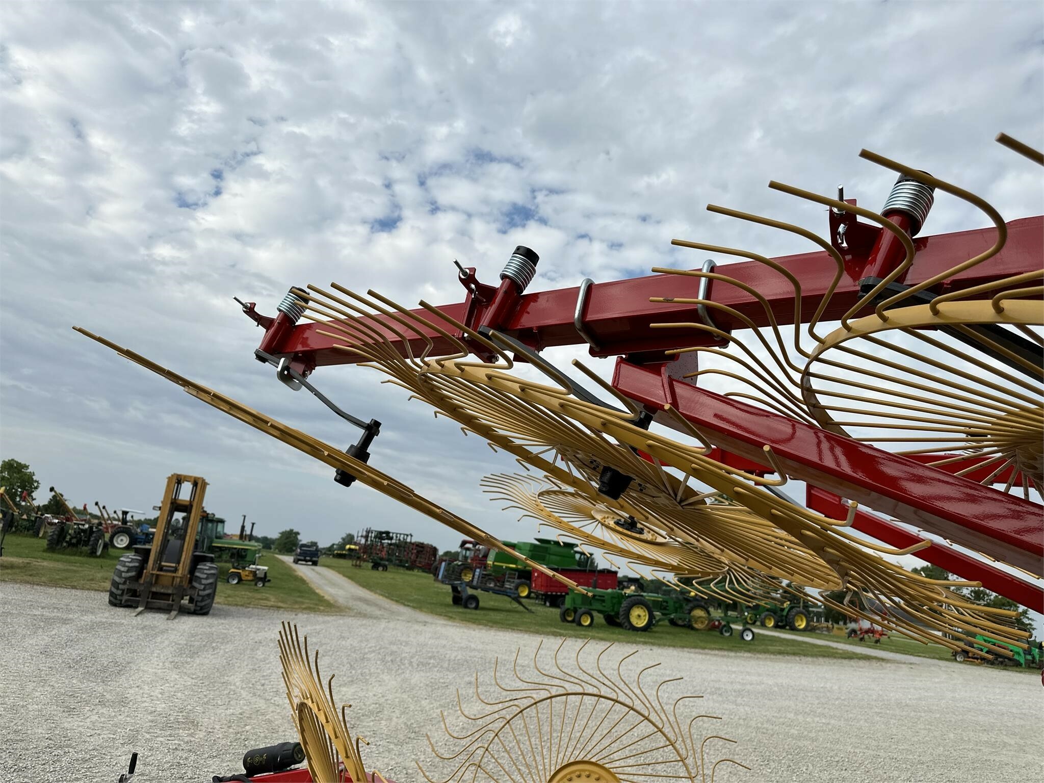 2025 Ogden Metalworks RCR812 Rake