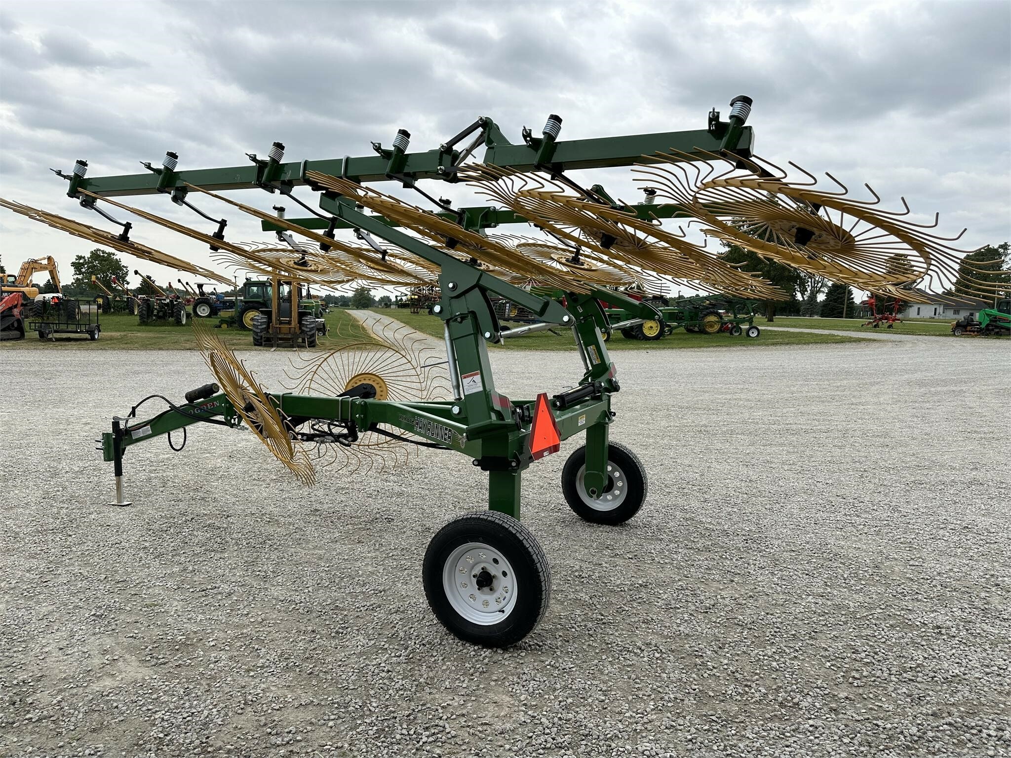 2025 Ogden Metalworks RCR812 Rake