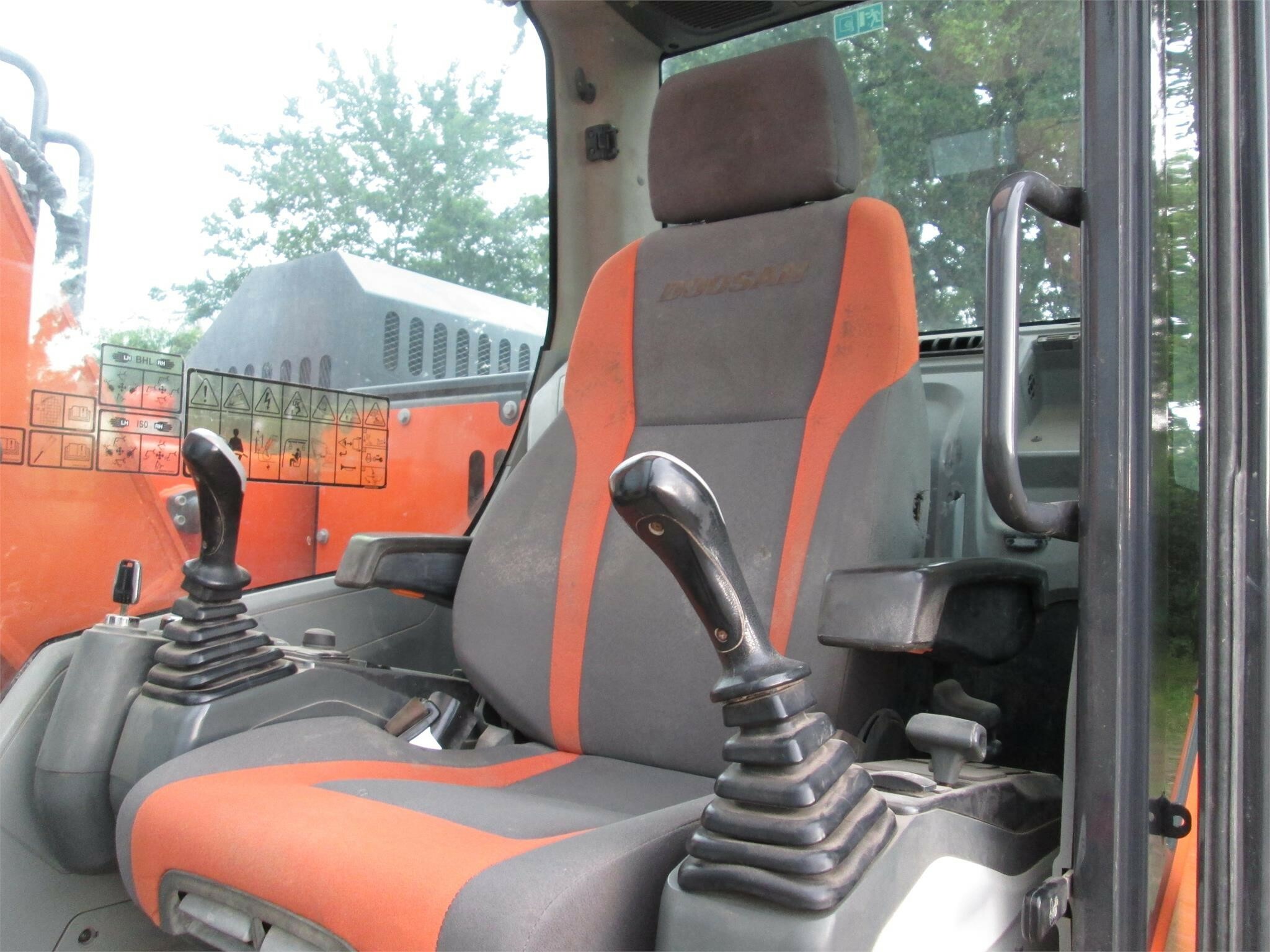 2018 Doosan DX140 LCR-5 Crawler