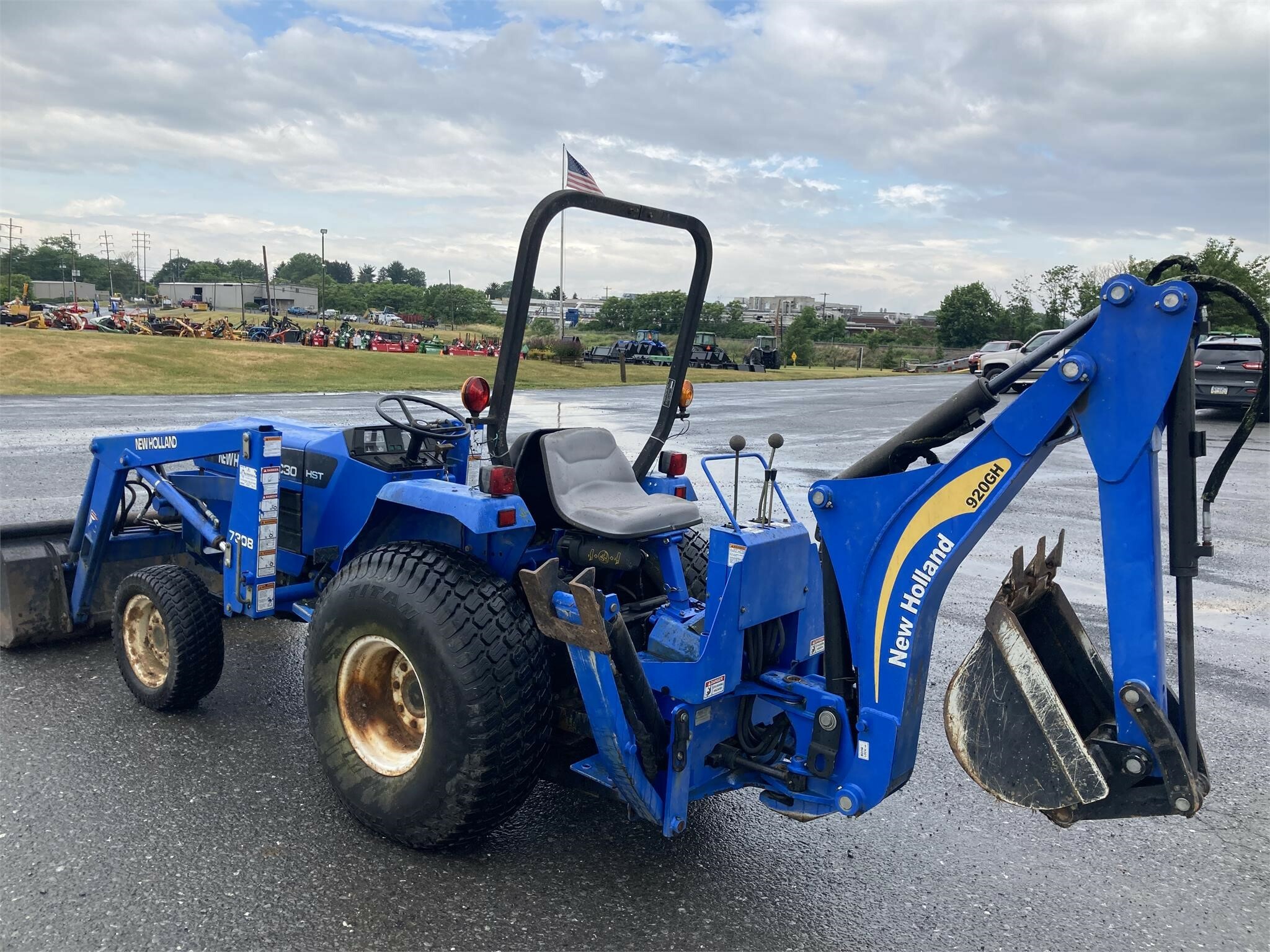 New Holland TC30 Tractor 19,500 Machinery Pete