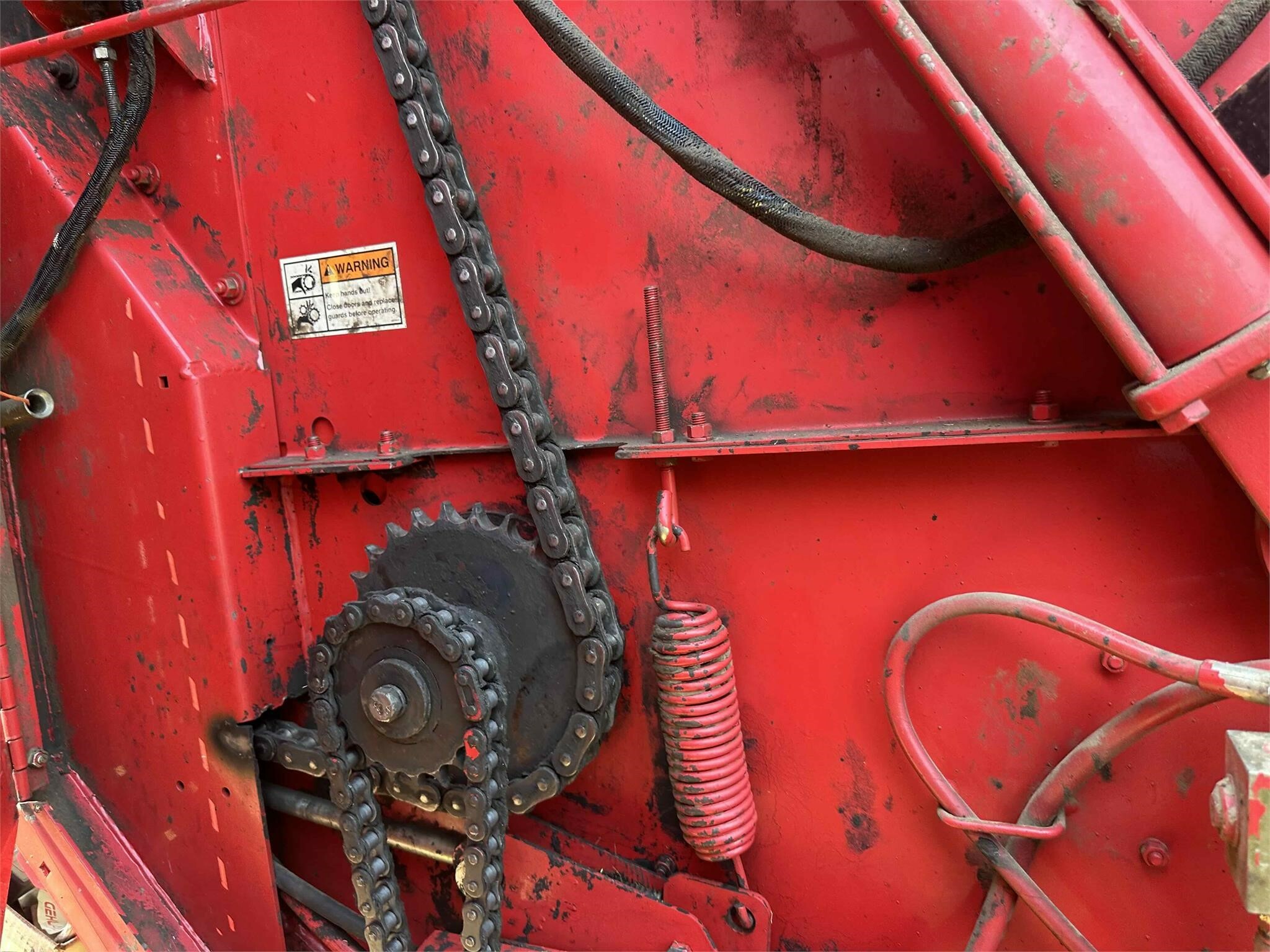 Gehl 2580 Round Baler 8,000 Machinery Pete