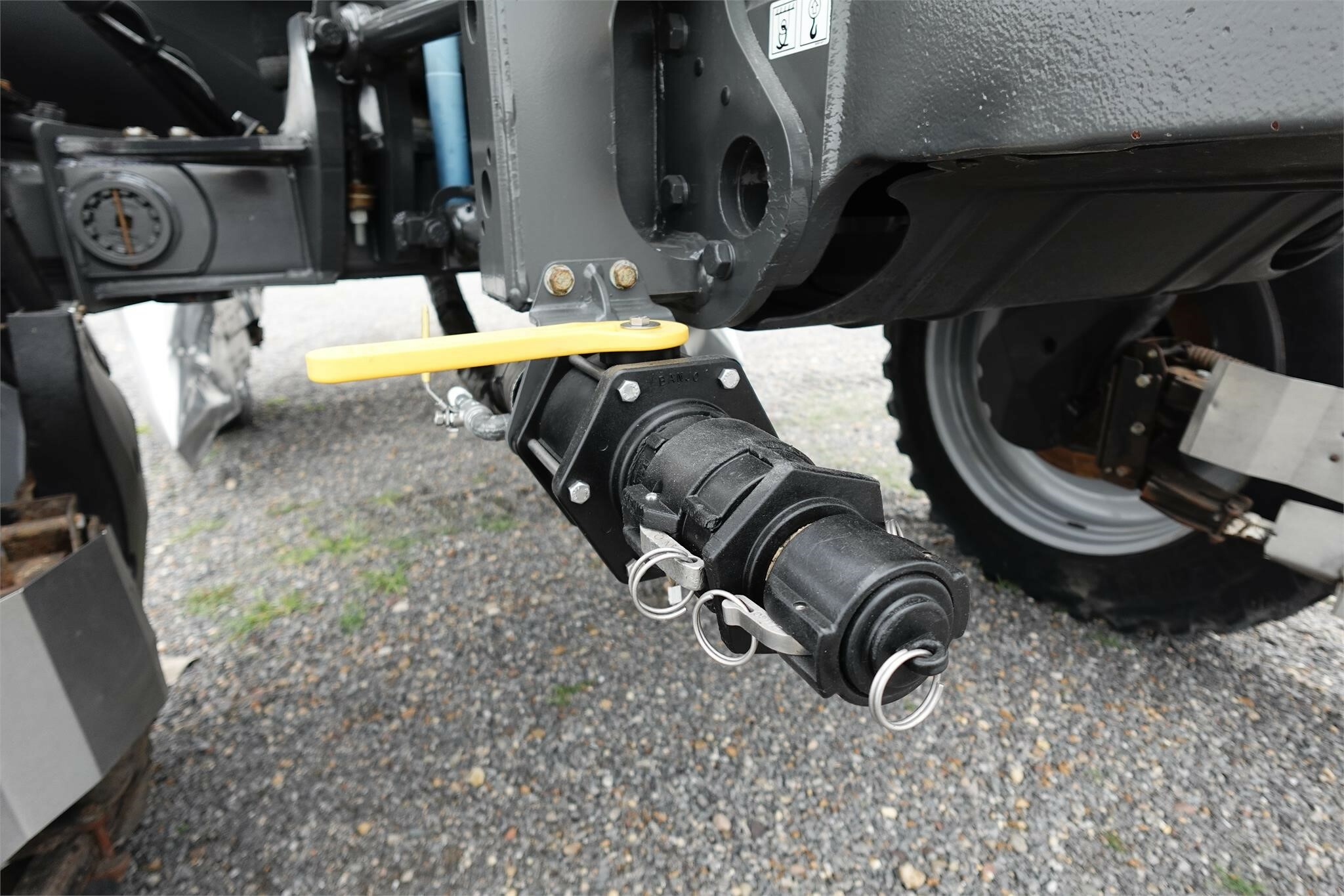 2019 ROGATOR RG1100C Self-Propelled Sprayer