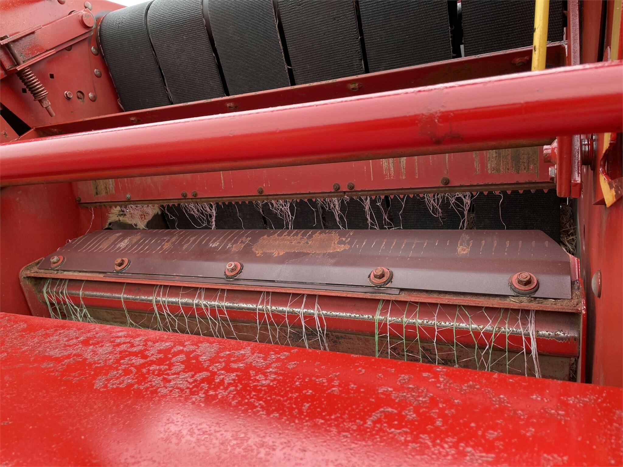 1993 New Holland 640 Round Baler 5,750 Machinery Pete