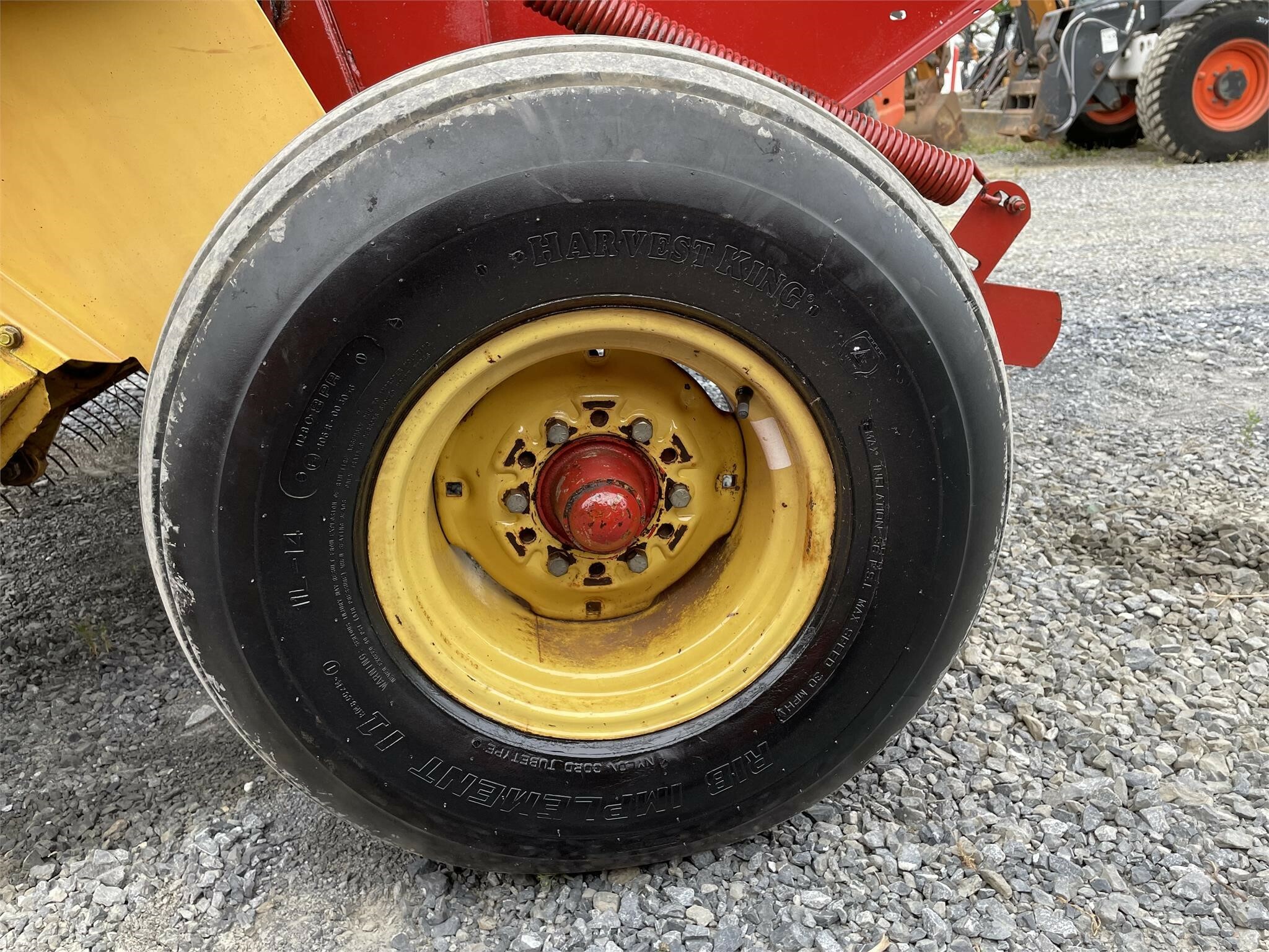 1993 New Holland 640 Round Baler 5,750 Machinery Pete