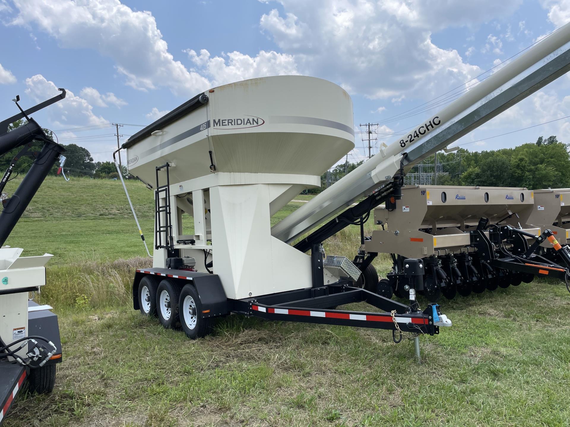2022 Meridian 405 Seed Tender