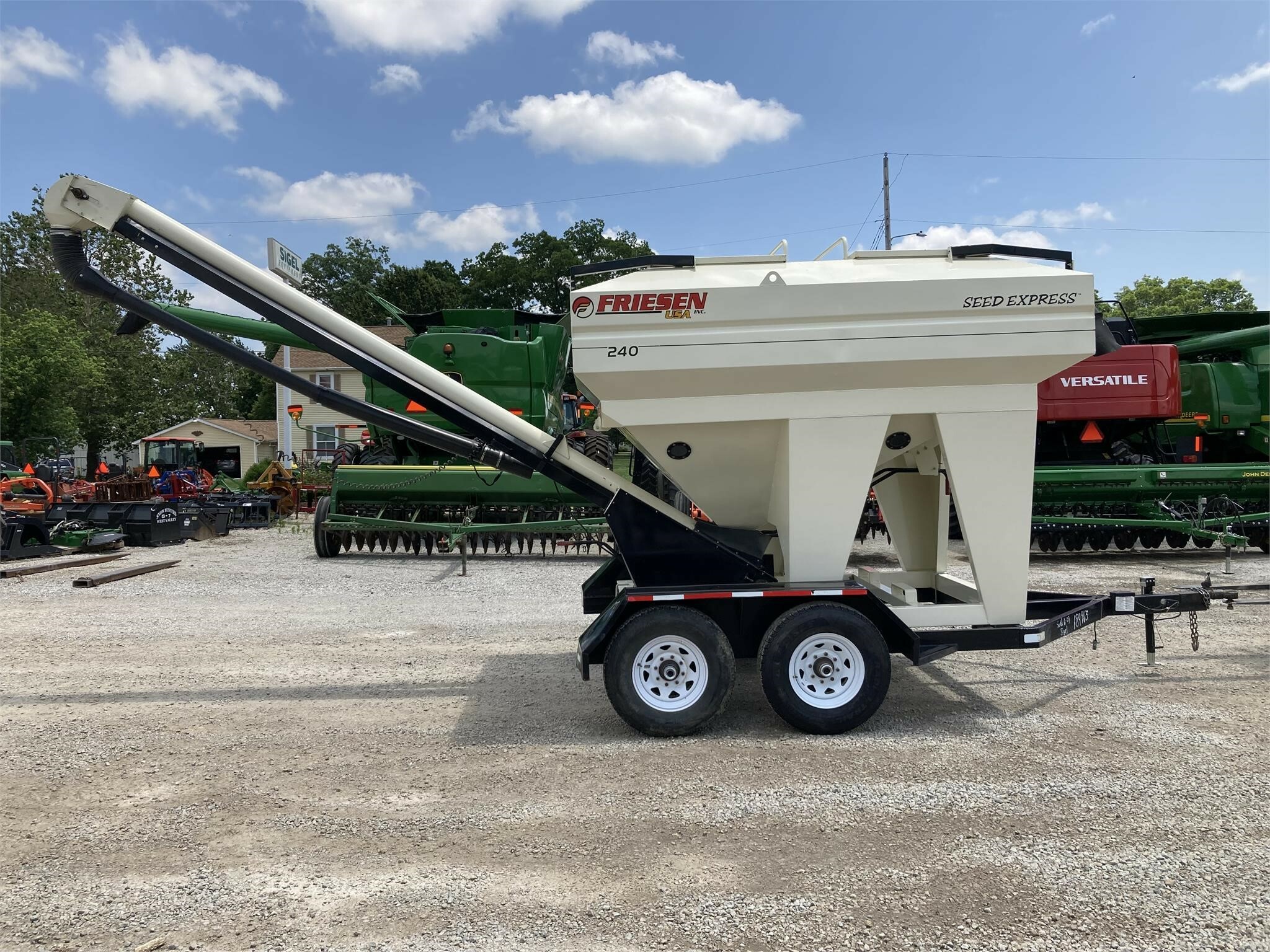  Friesen 240 Seed Tender