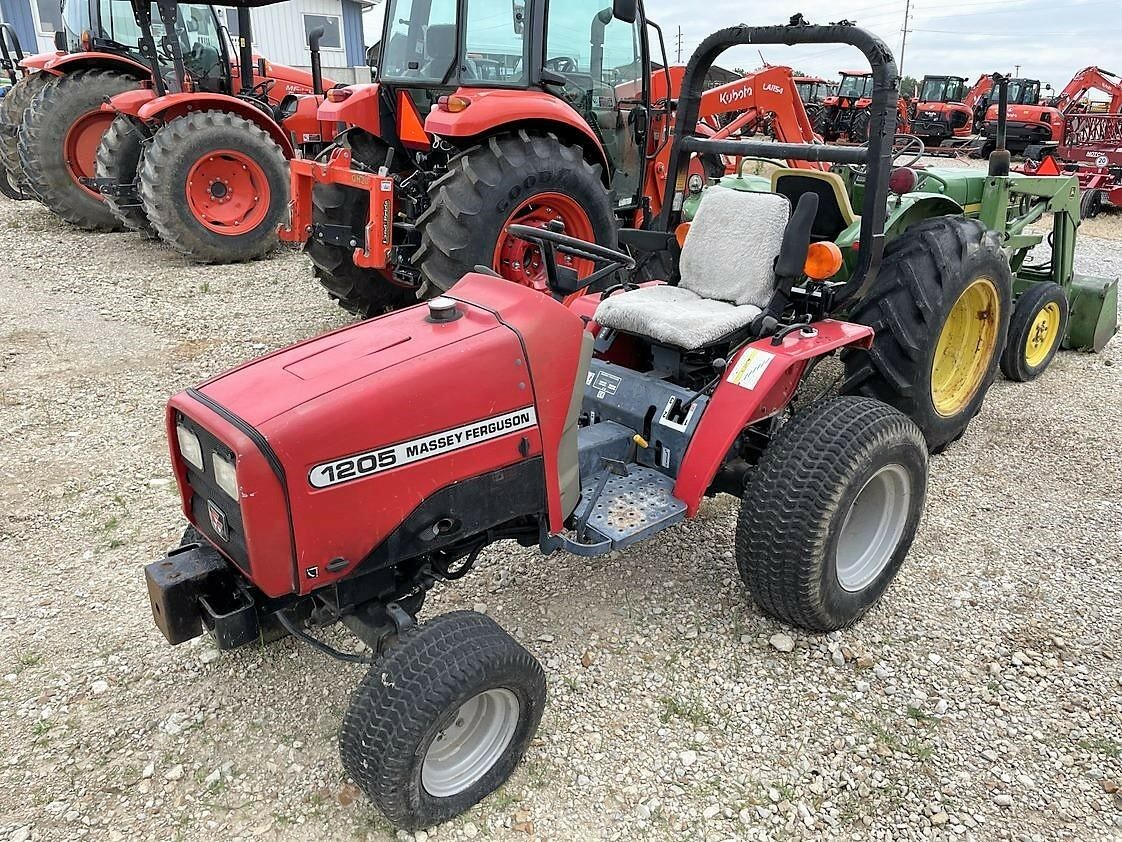  Massey Ferguson 1205 Tractor