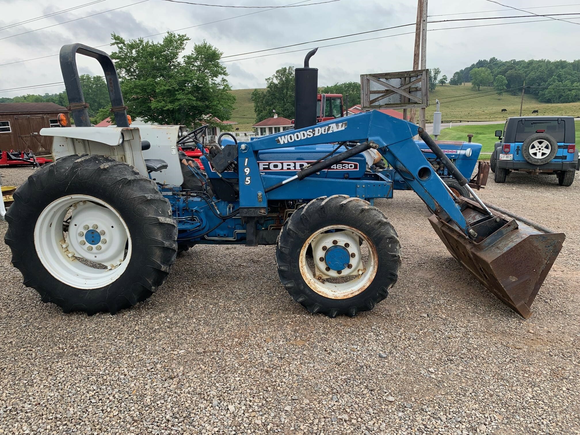 1994 Ford 4630 Tractor 25,900 Machinery Pete