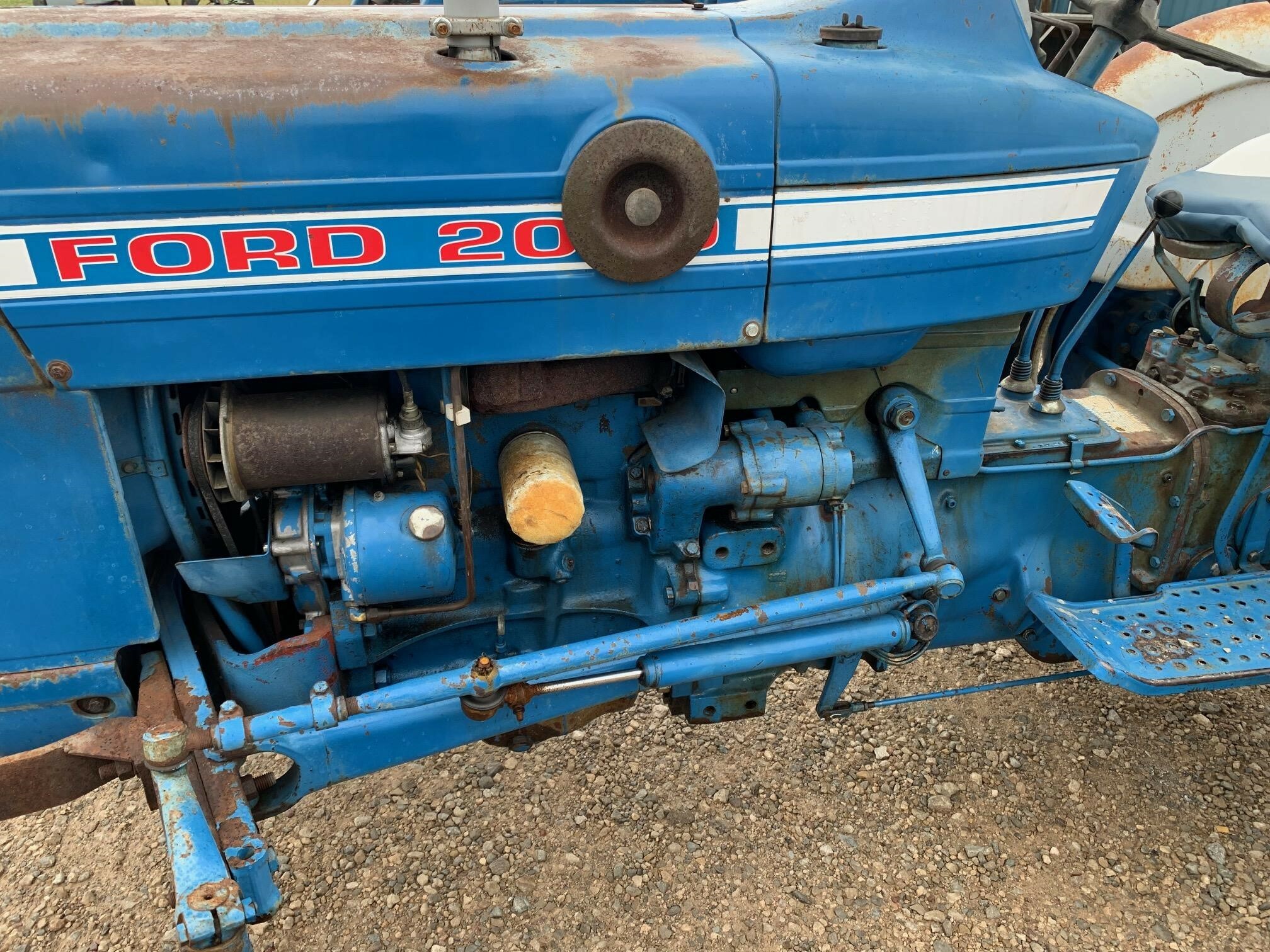 1970 Ford 2000 Tractor 4,950 Machinery Pete