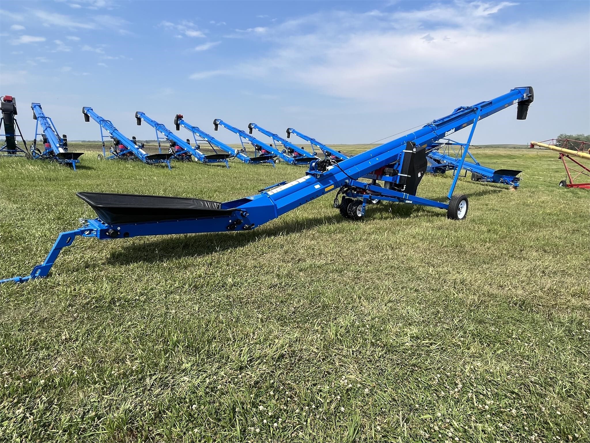 2024 Brandt 1547LP+ Augers and Conveyor