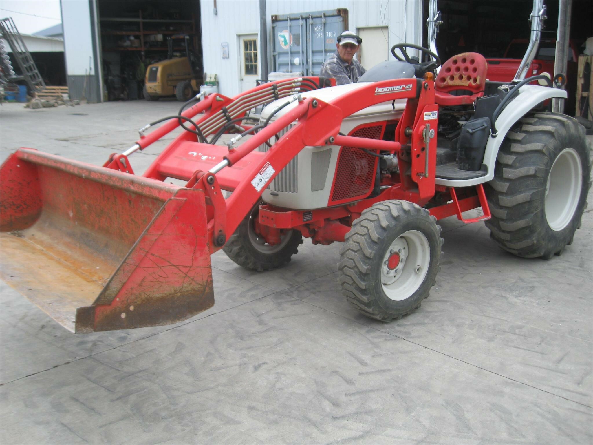 2009 New Holland Boomer 8N Tractor