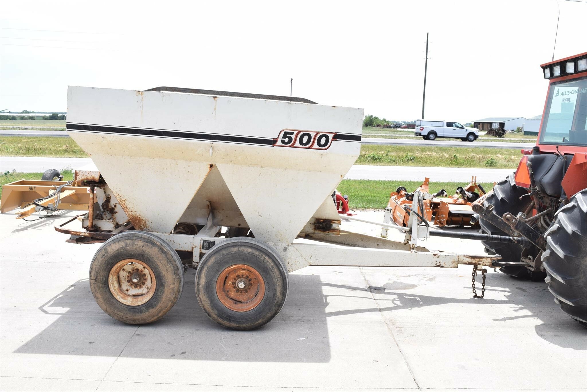 Willmar S500 PullType Fertilizer Spreader 4,250 Machinery Pete
