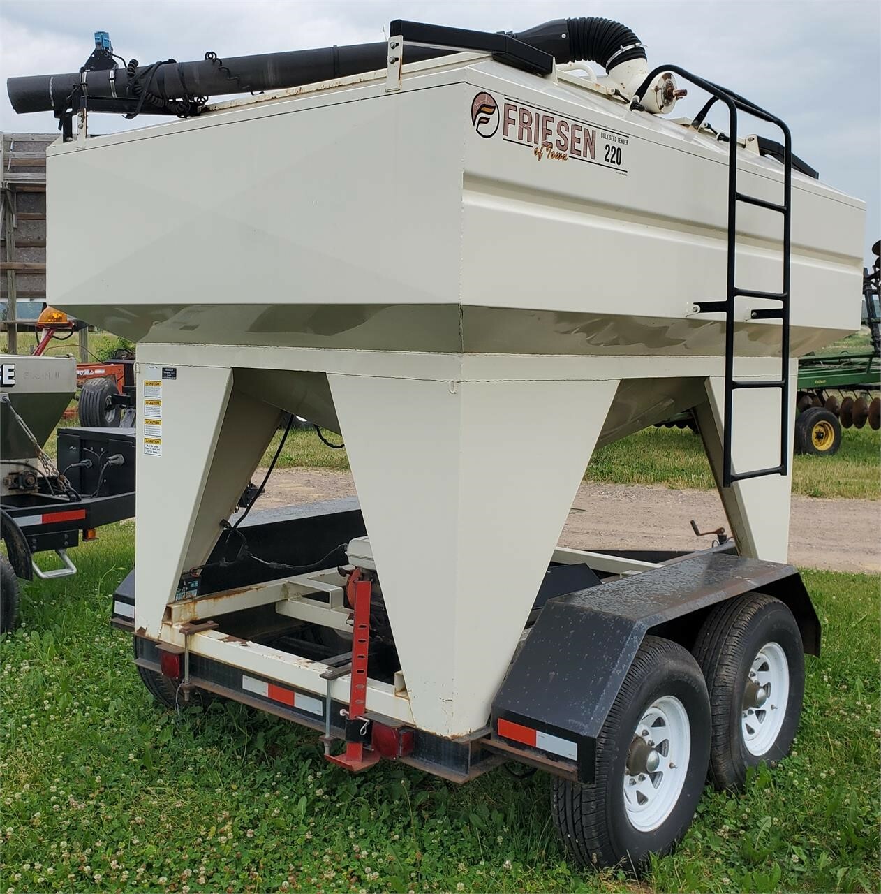  Friesen 220 Seed Tender