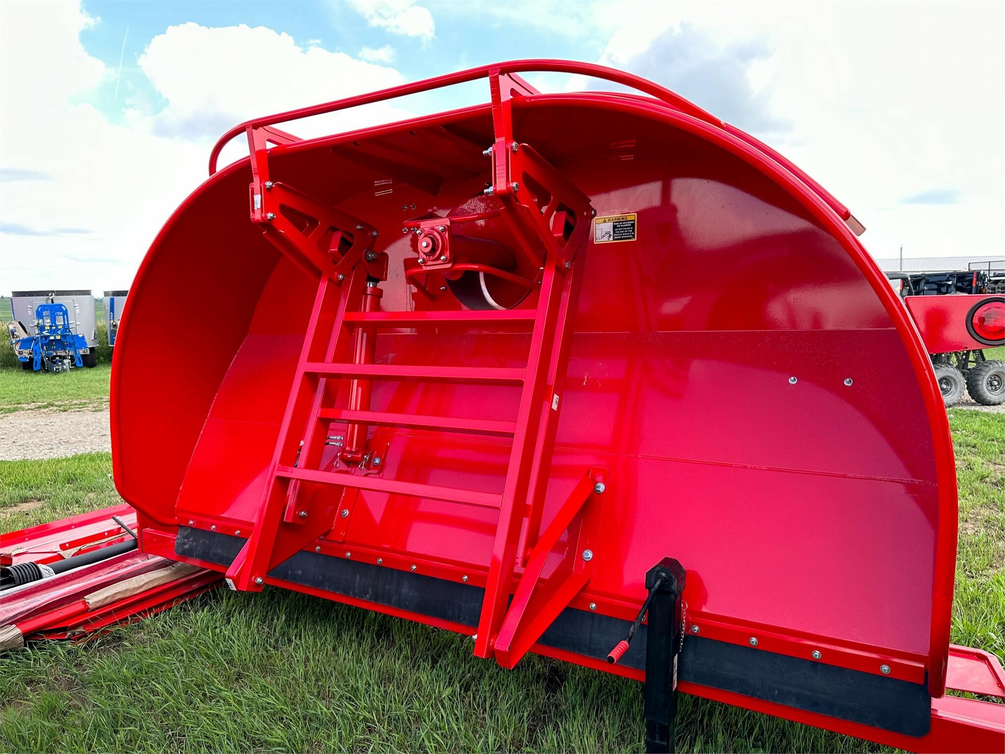 2026 Akron GTT5010 Grain Bagger
