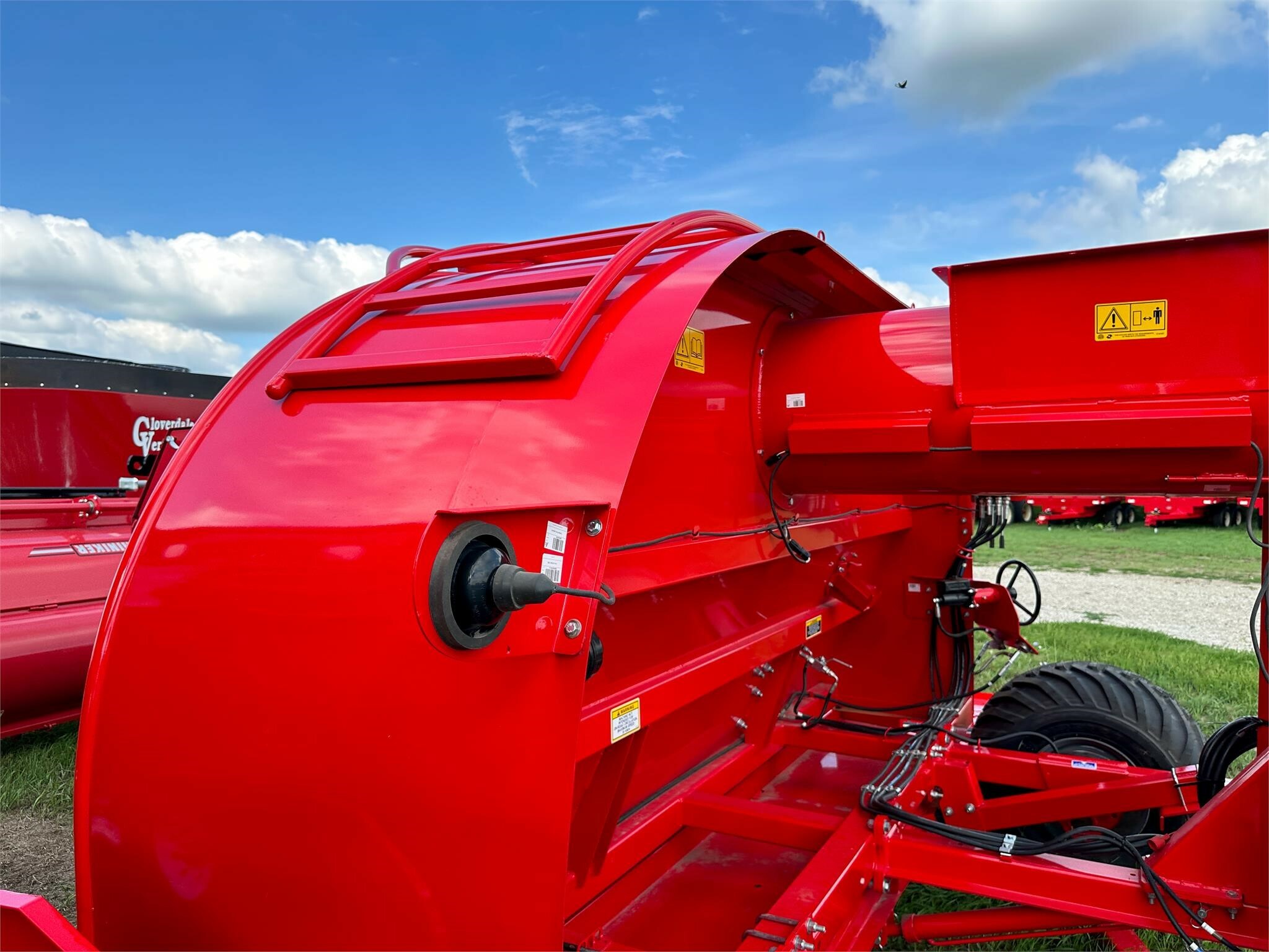 2026 Akron GTT5010 Grain Bagger