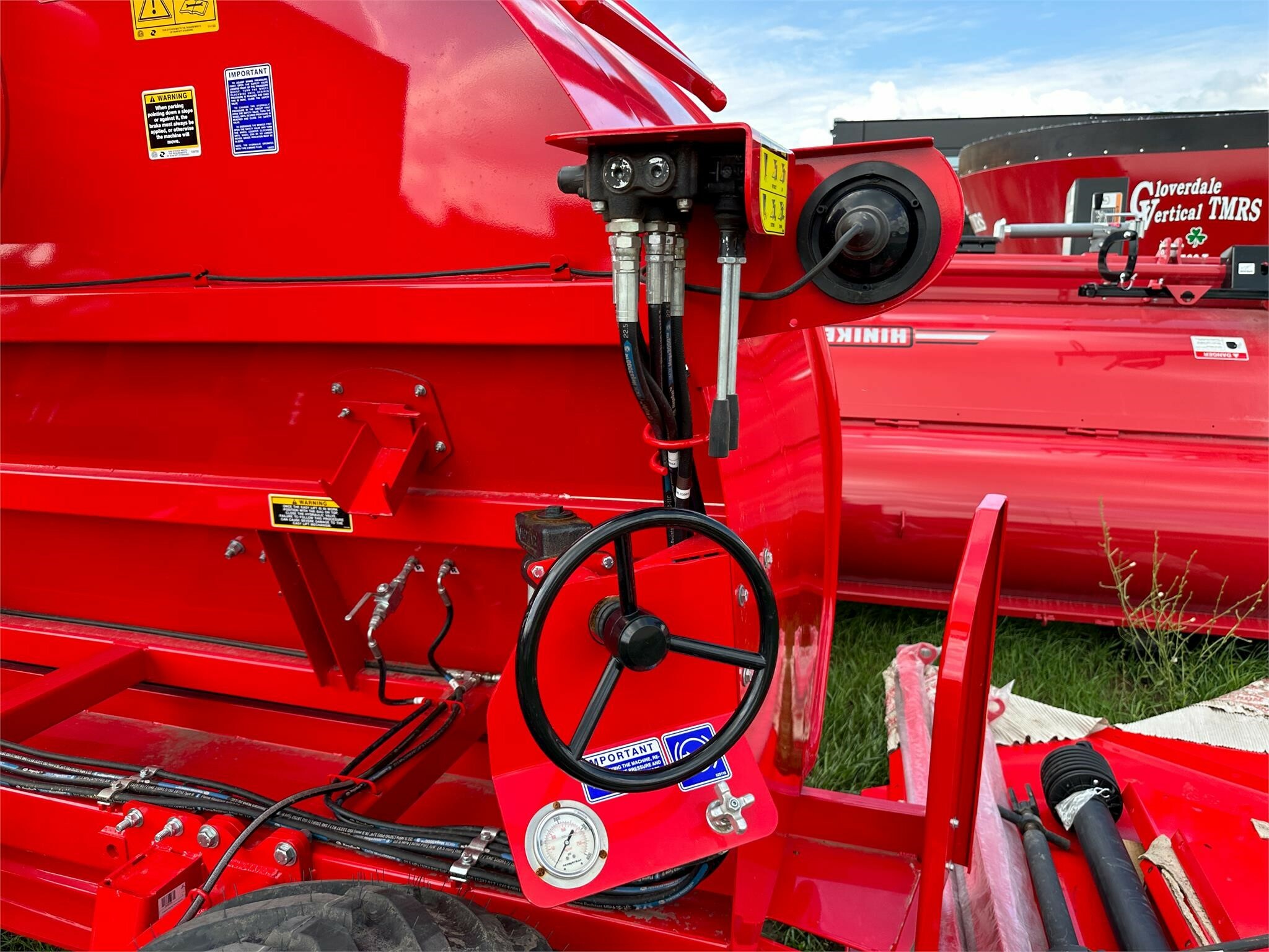 2026 Akron GTT5010 Grain Bagger