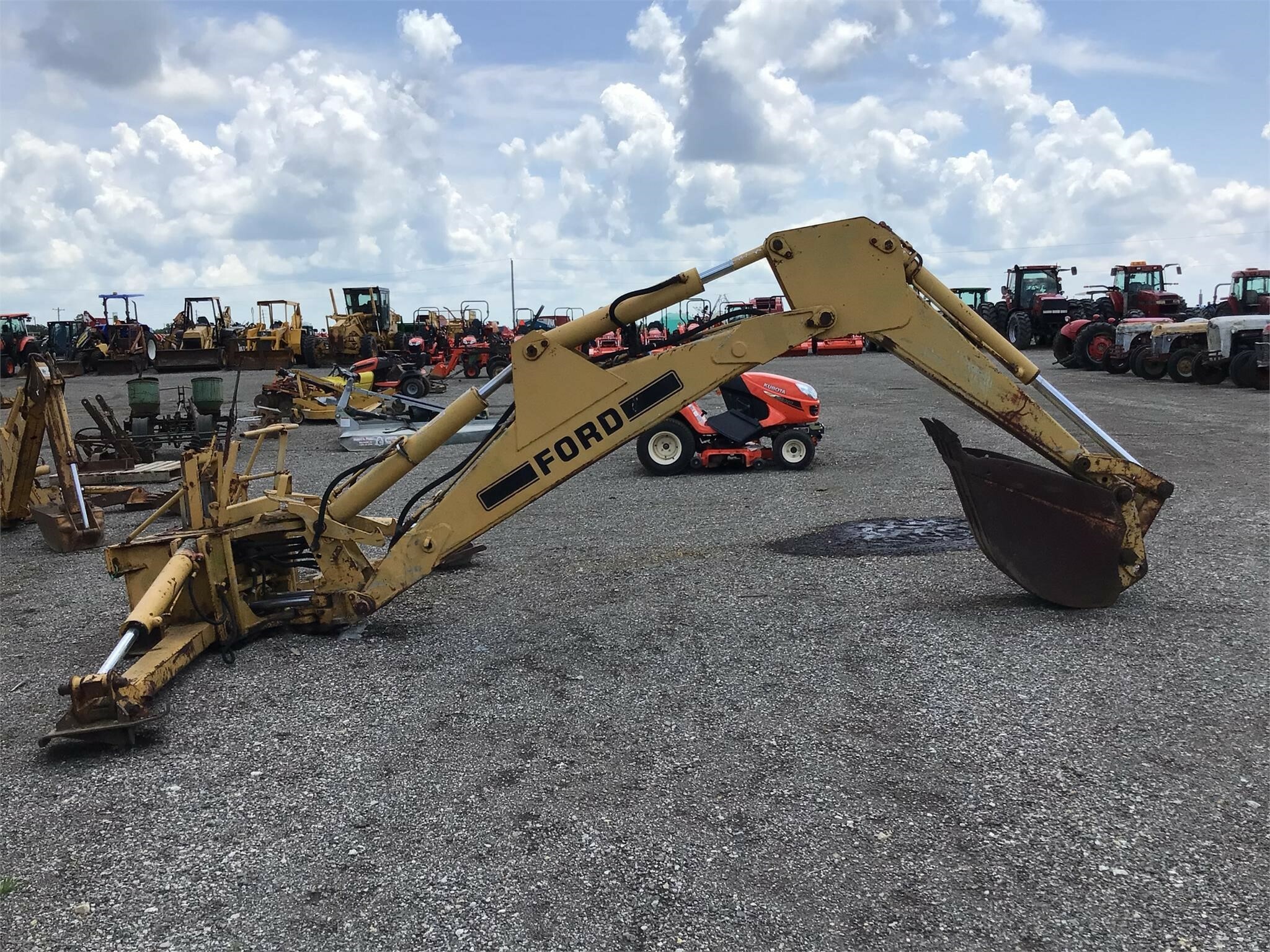  Ford 755 Backhoe