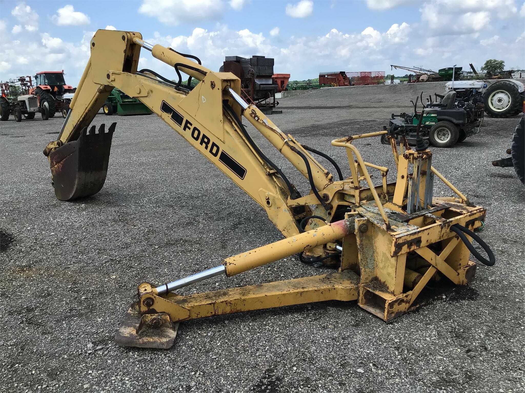  Ford 755 Backhoe