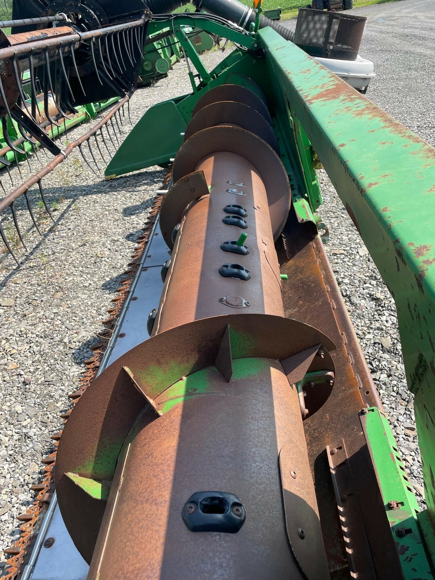 2005 John Deere 620F Platform