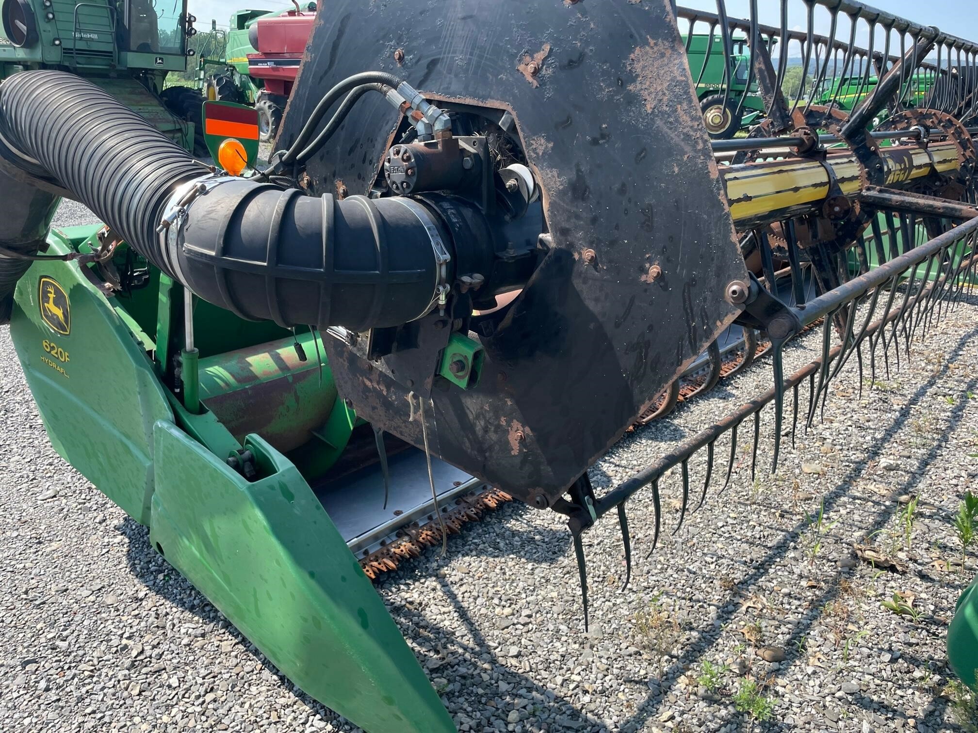 2005 John Deere 620F Platform
