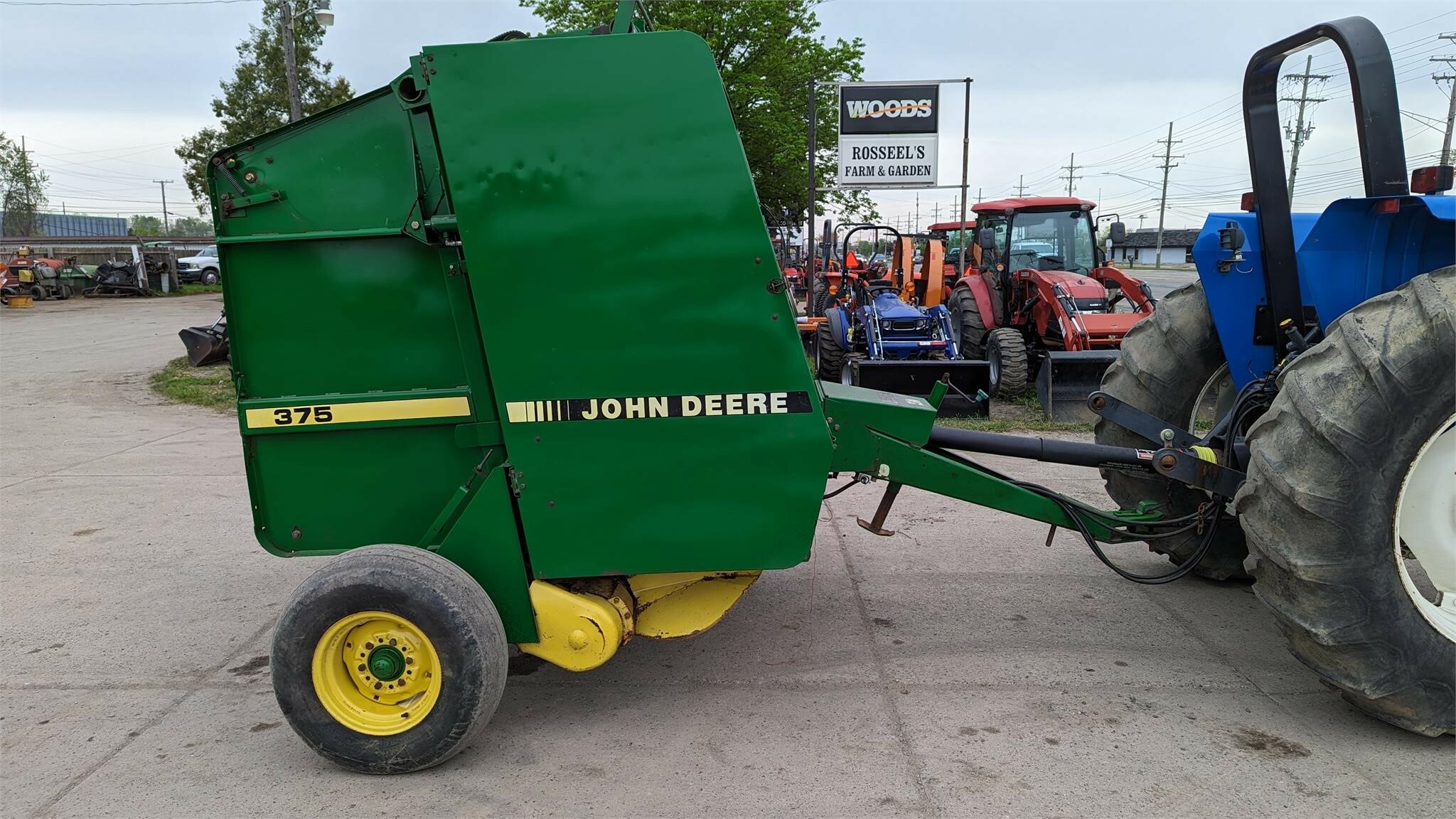 John Deere 375 Round Baler 6,500 Machinery Pete