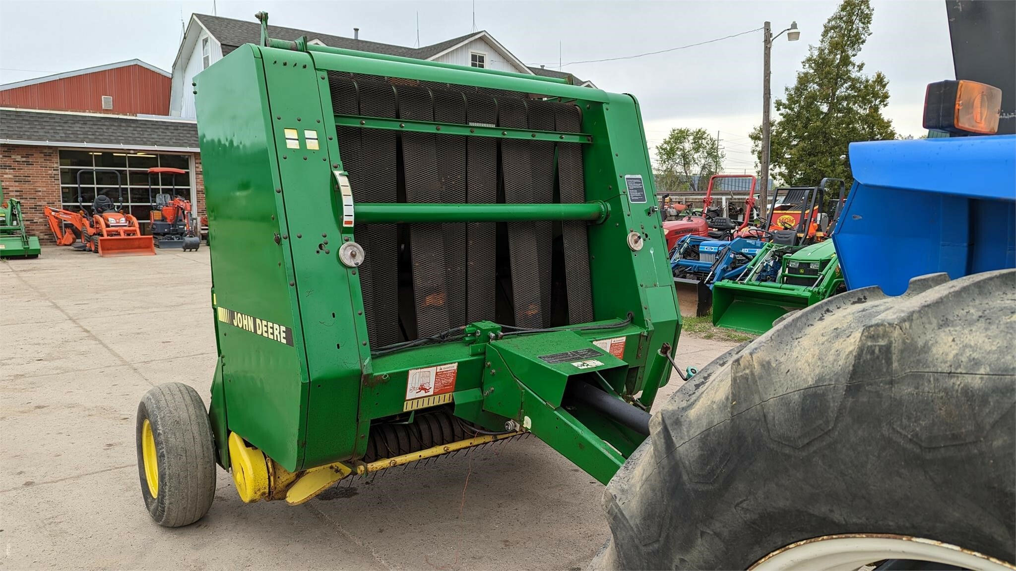 John Deere 375 Round Baler 6,500 Machinery Pete