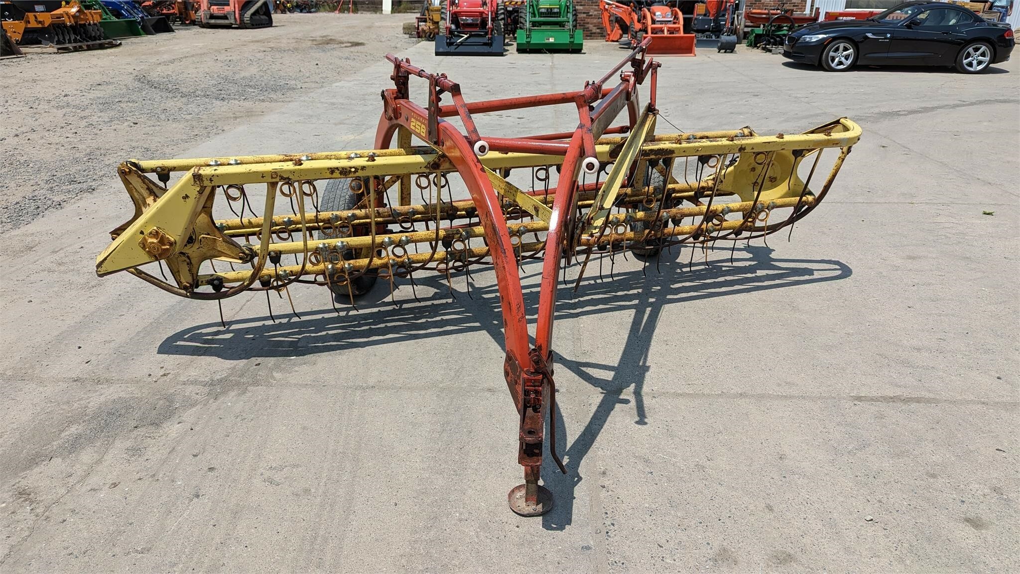  New Holland 258 Rake