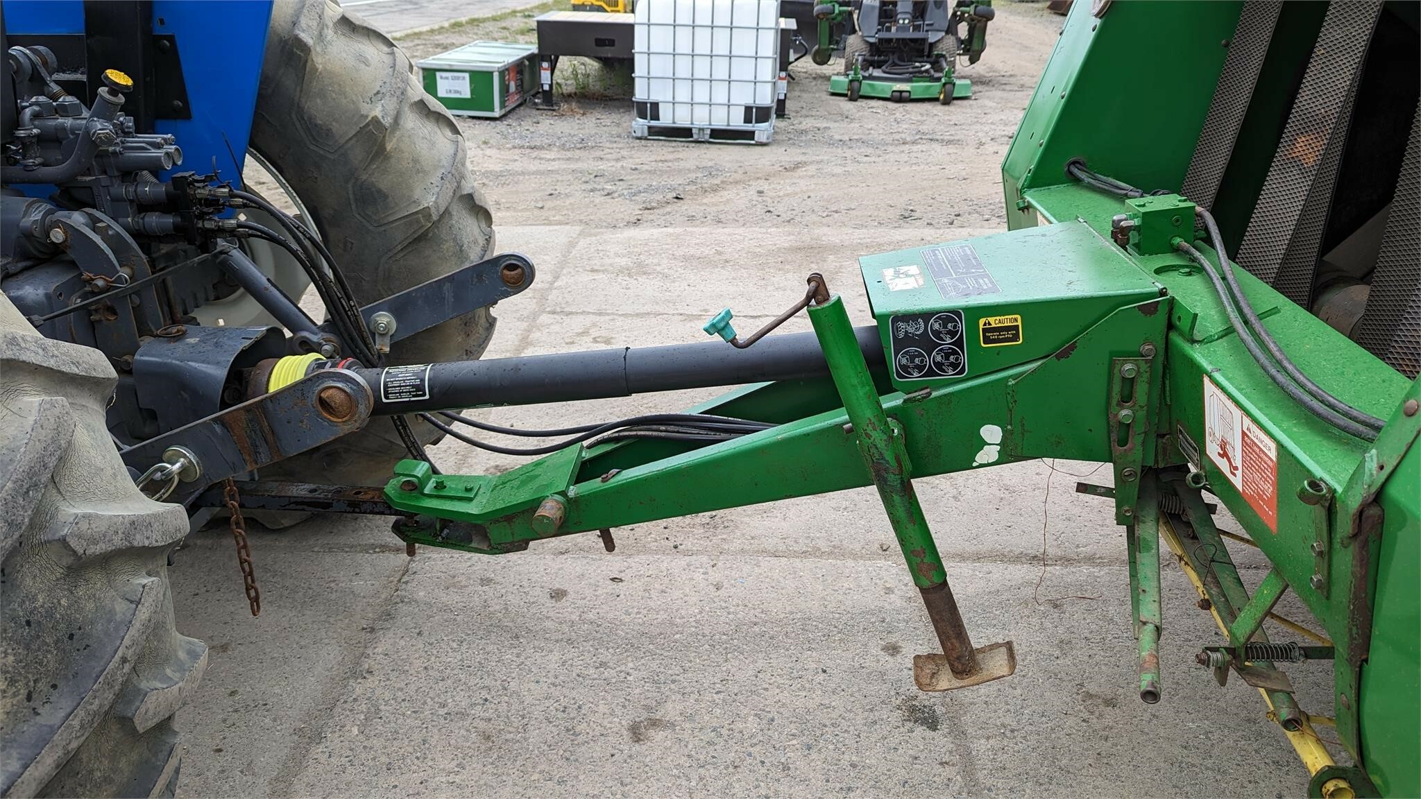 John Deere 375 Round Baler 6,500 Machinery Pete