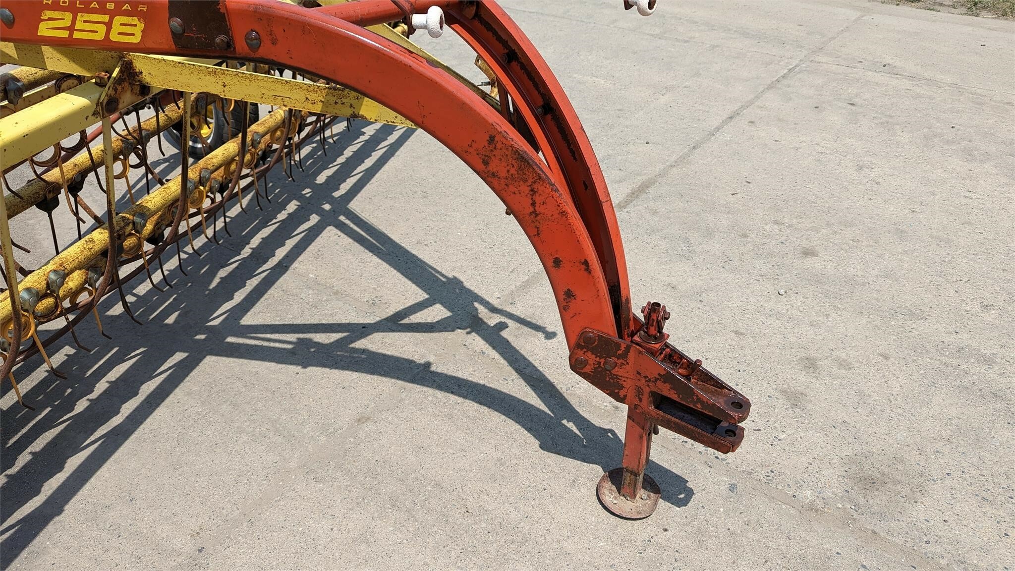  New Holland 258 Rake