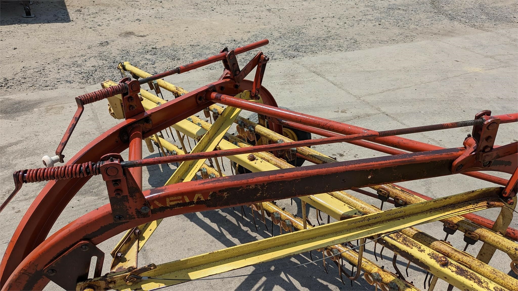  New Holland 258 Rake