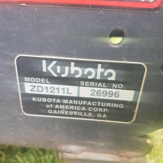 2019 Kubota ZD1211L Lawn Mower