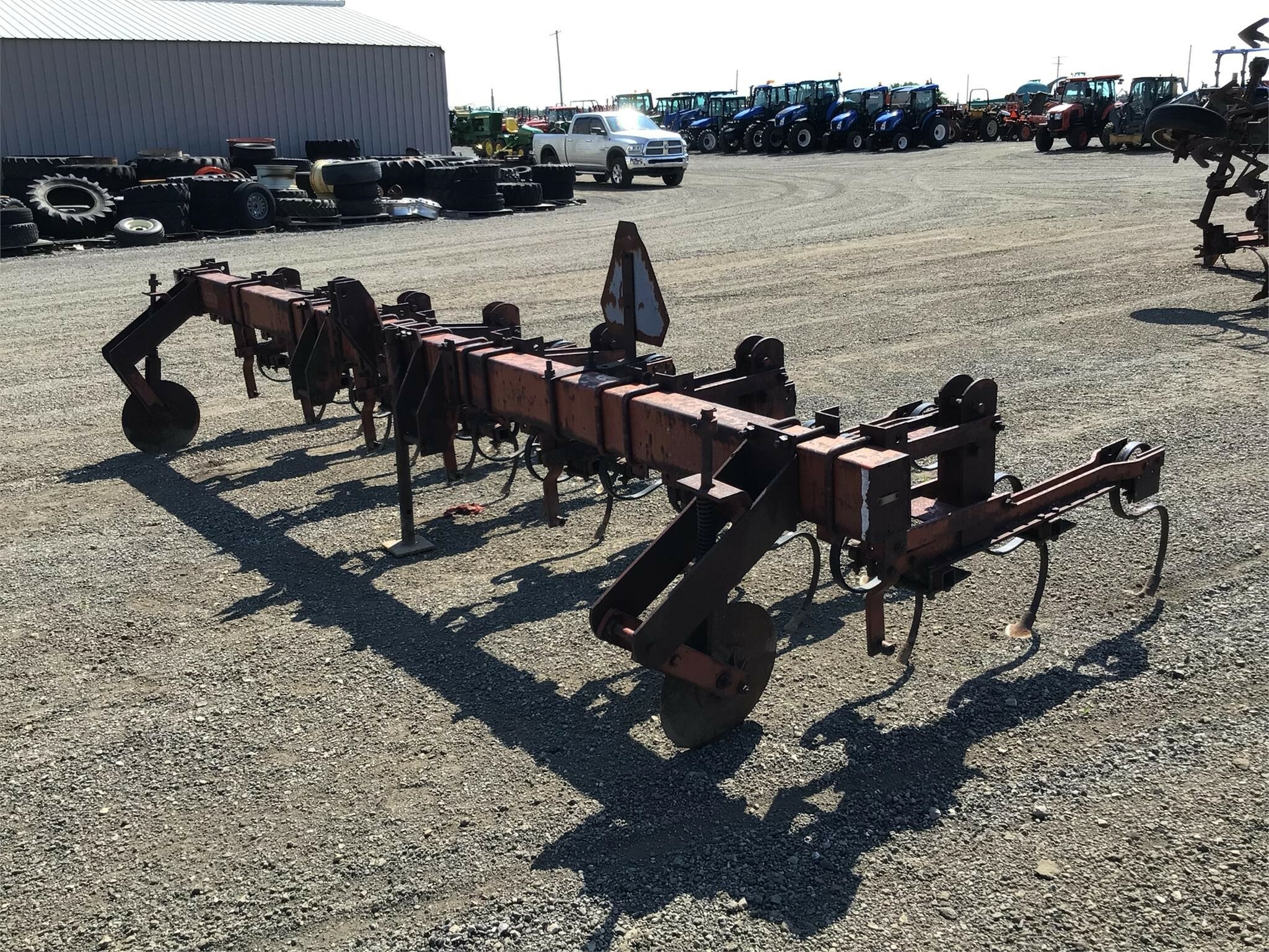  Yetter 4063 In-Line Ripper