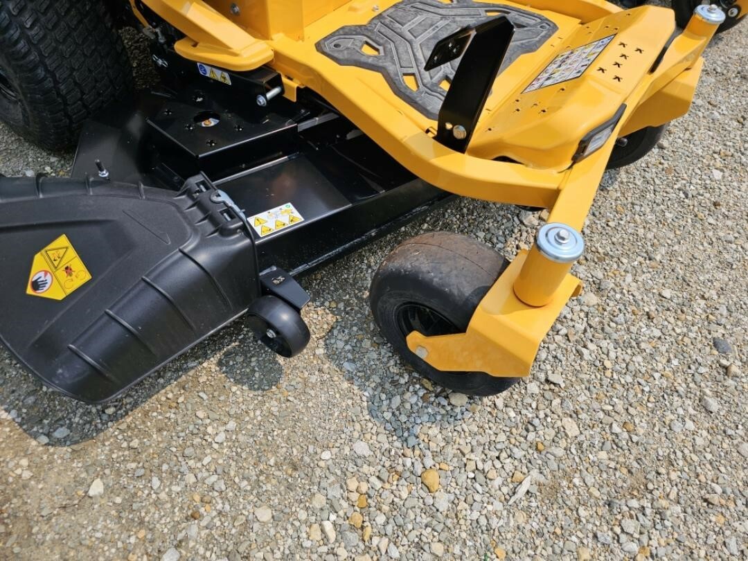 2023 Cub Cadet ULTIMA ZT3 60 Lawn Mower
