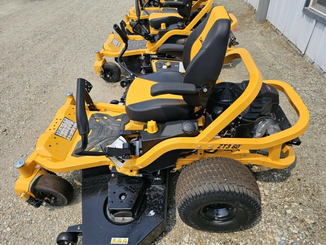 2023 Cub Cadet ULTIMA ZT3 60 Lawn Mower
