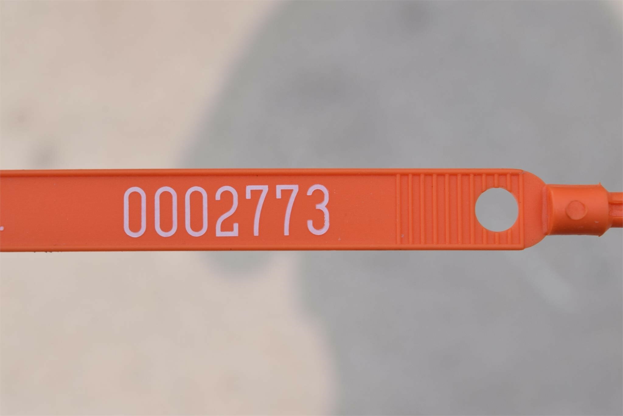  TRINITY INDUSTRIES INC 1000 Pull-Type Fertilizer Spreader