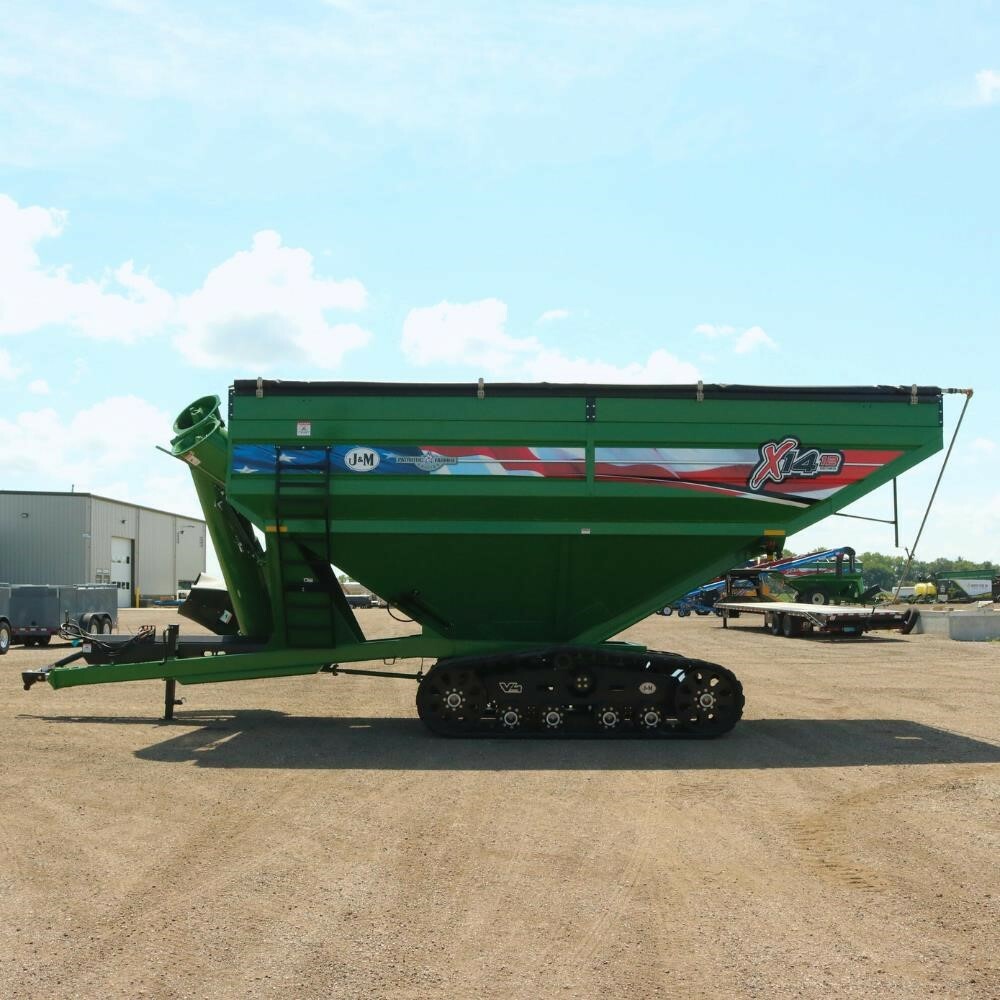 2026 J&M 1412-20T Grain Cart