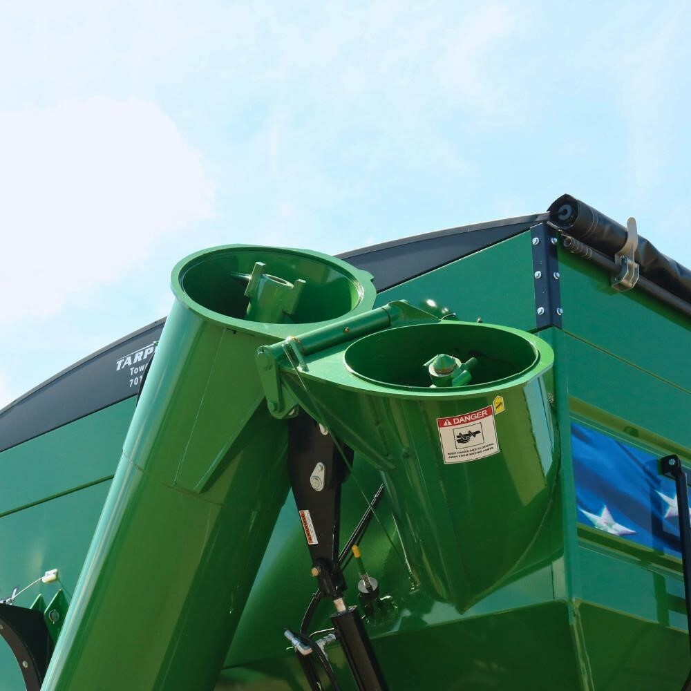 2026 J&M 1412-20T Grain Cart