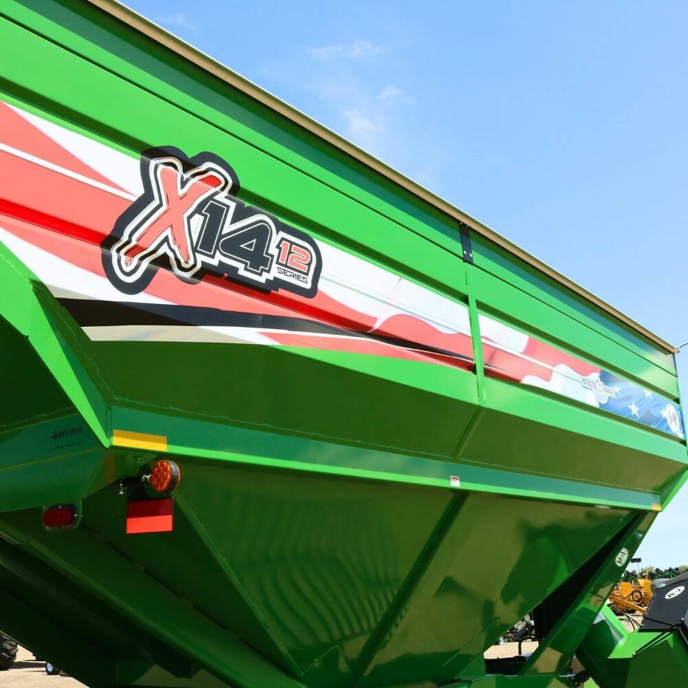 2026 J&M 1412-20T Grain Cart