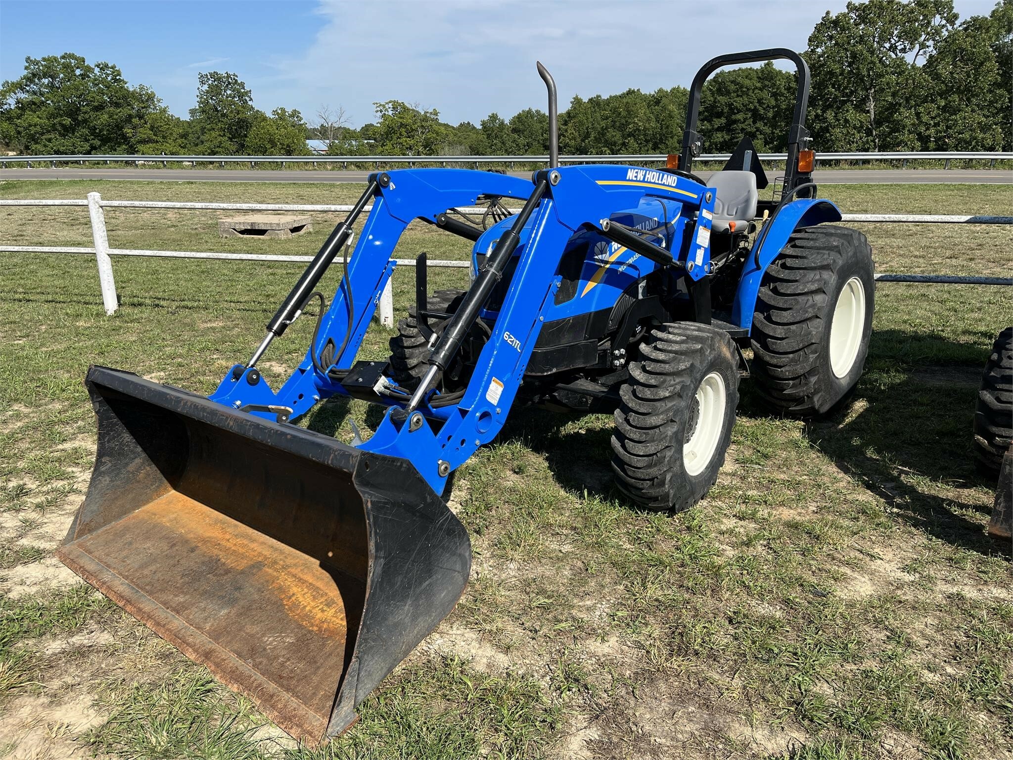  New Holland Workmaster 70 Tractor