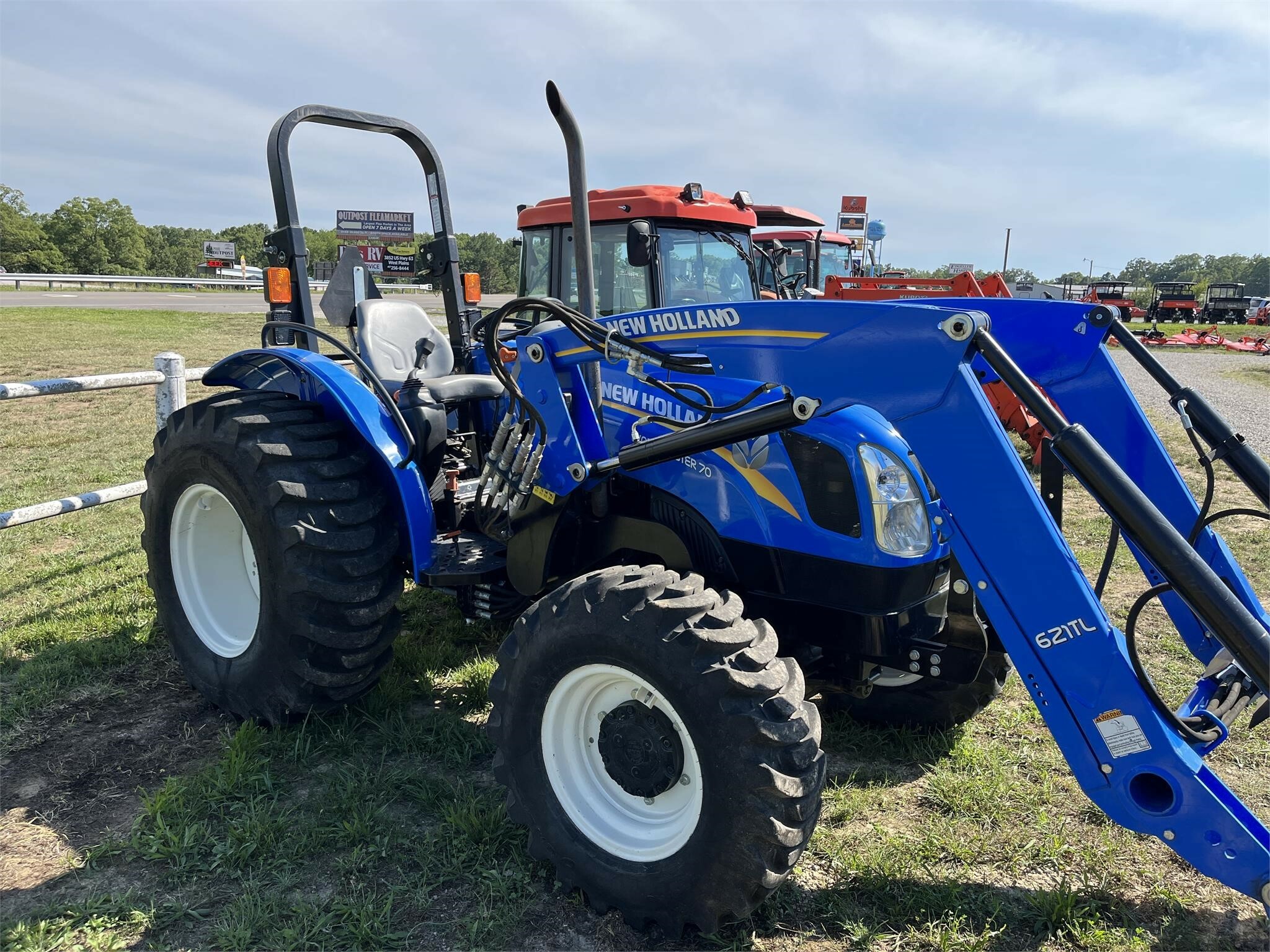  New Holland Workmaster 70 Tractor
