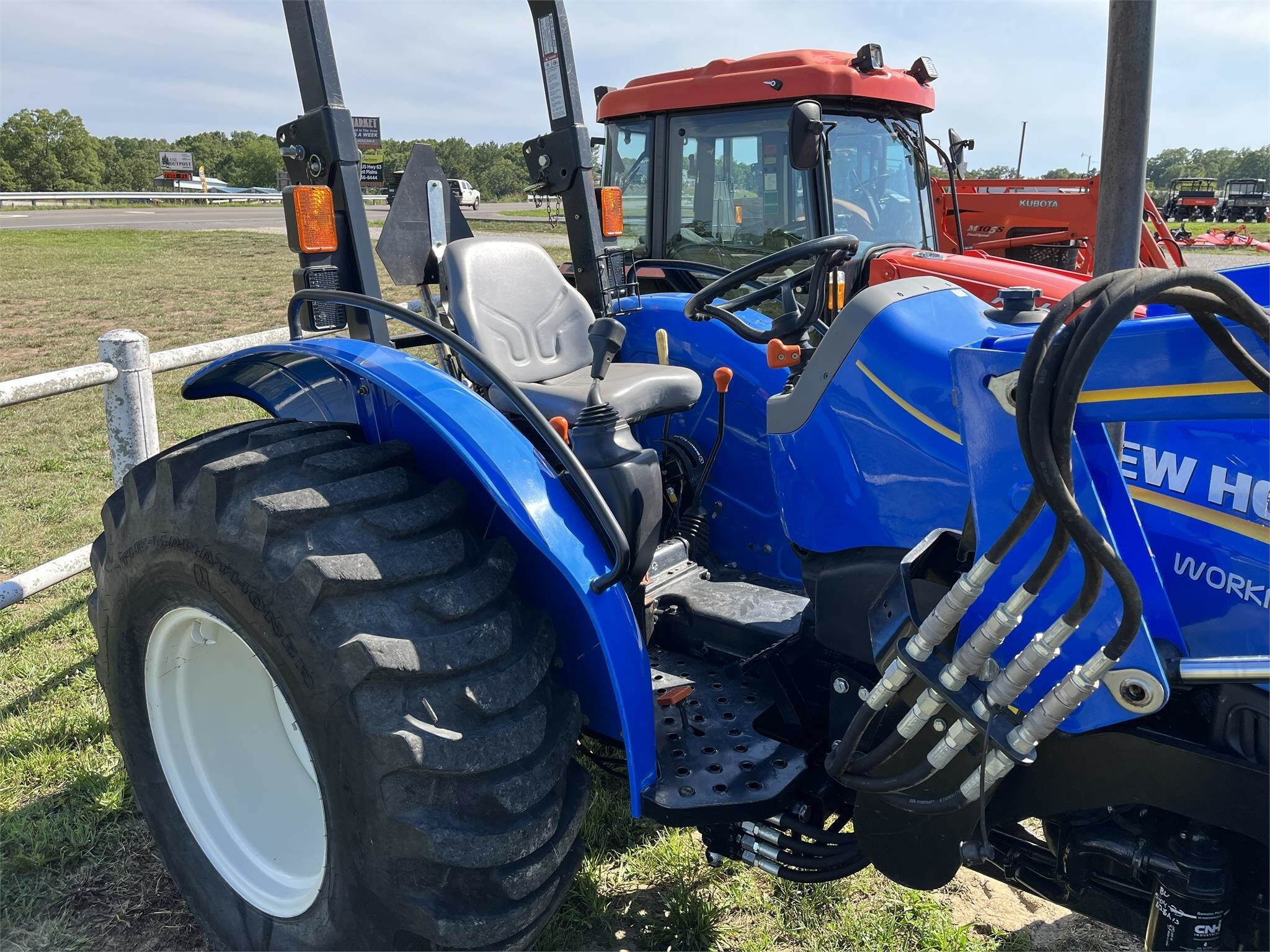  New Holland Workmaster 70 Tractor