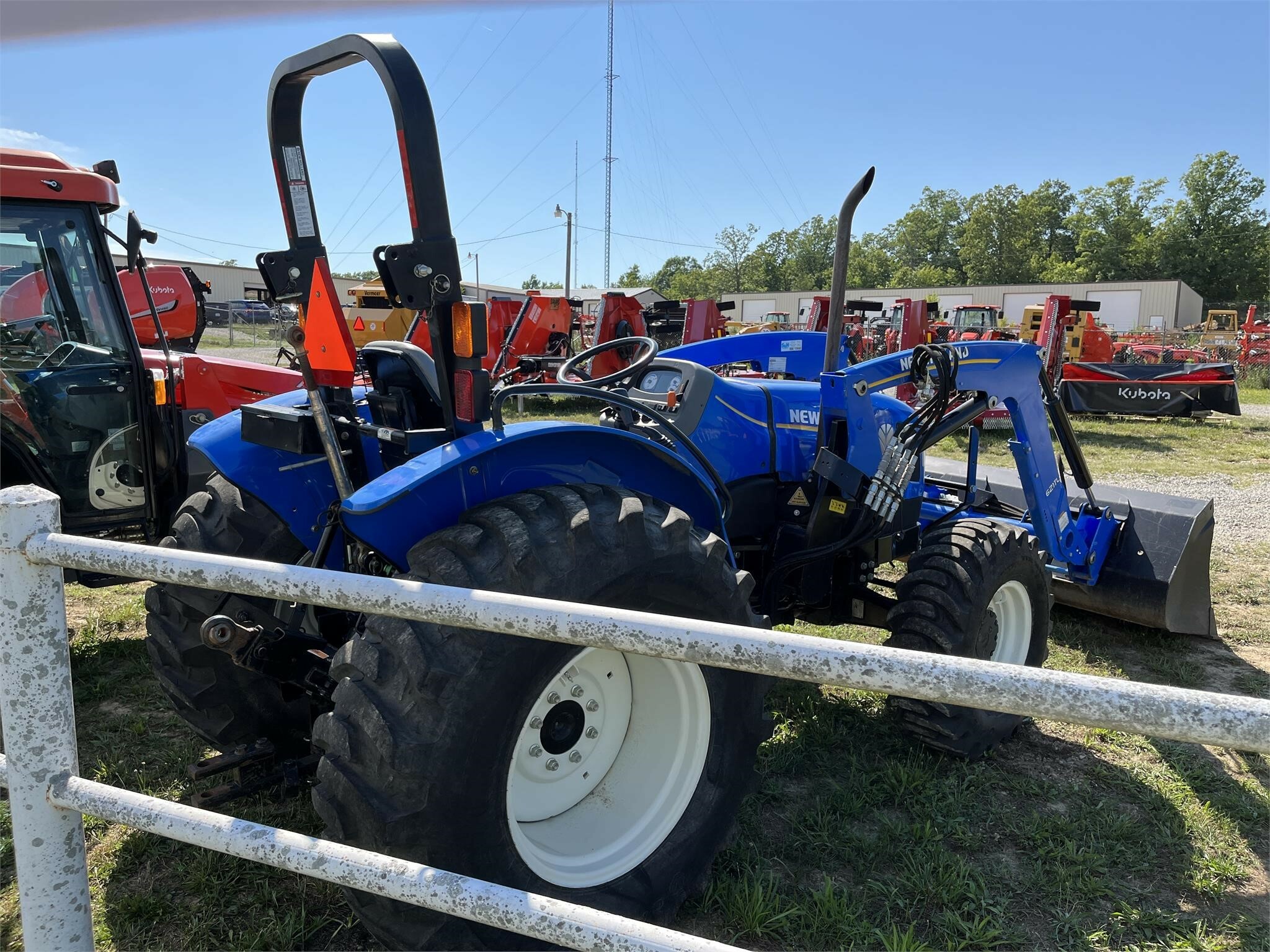  New Holland Workmaster 70 Tractor