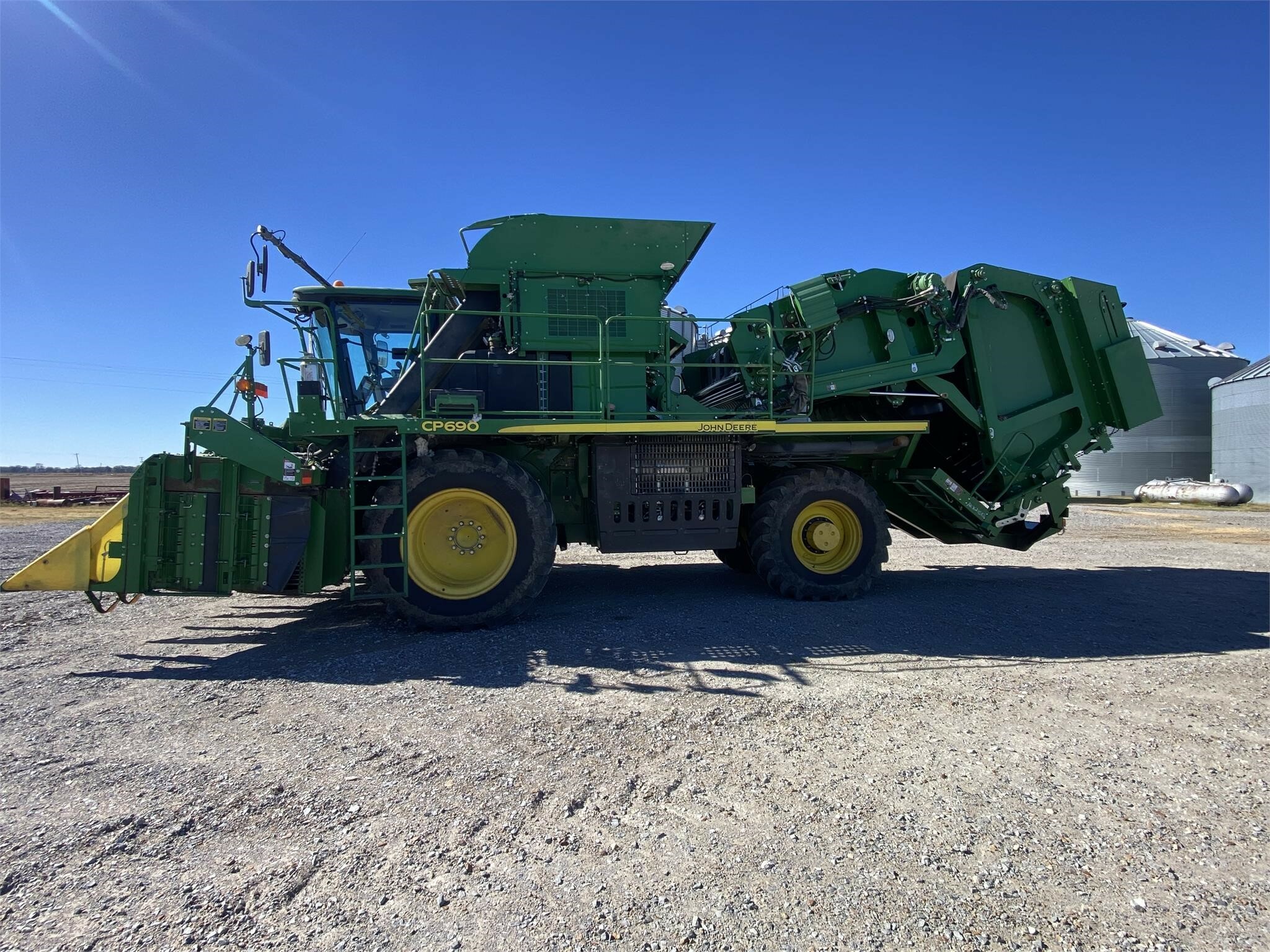 2018 John Deere CP690 Cotton Equipment