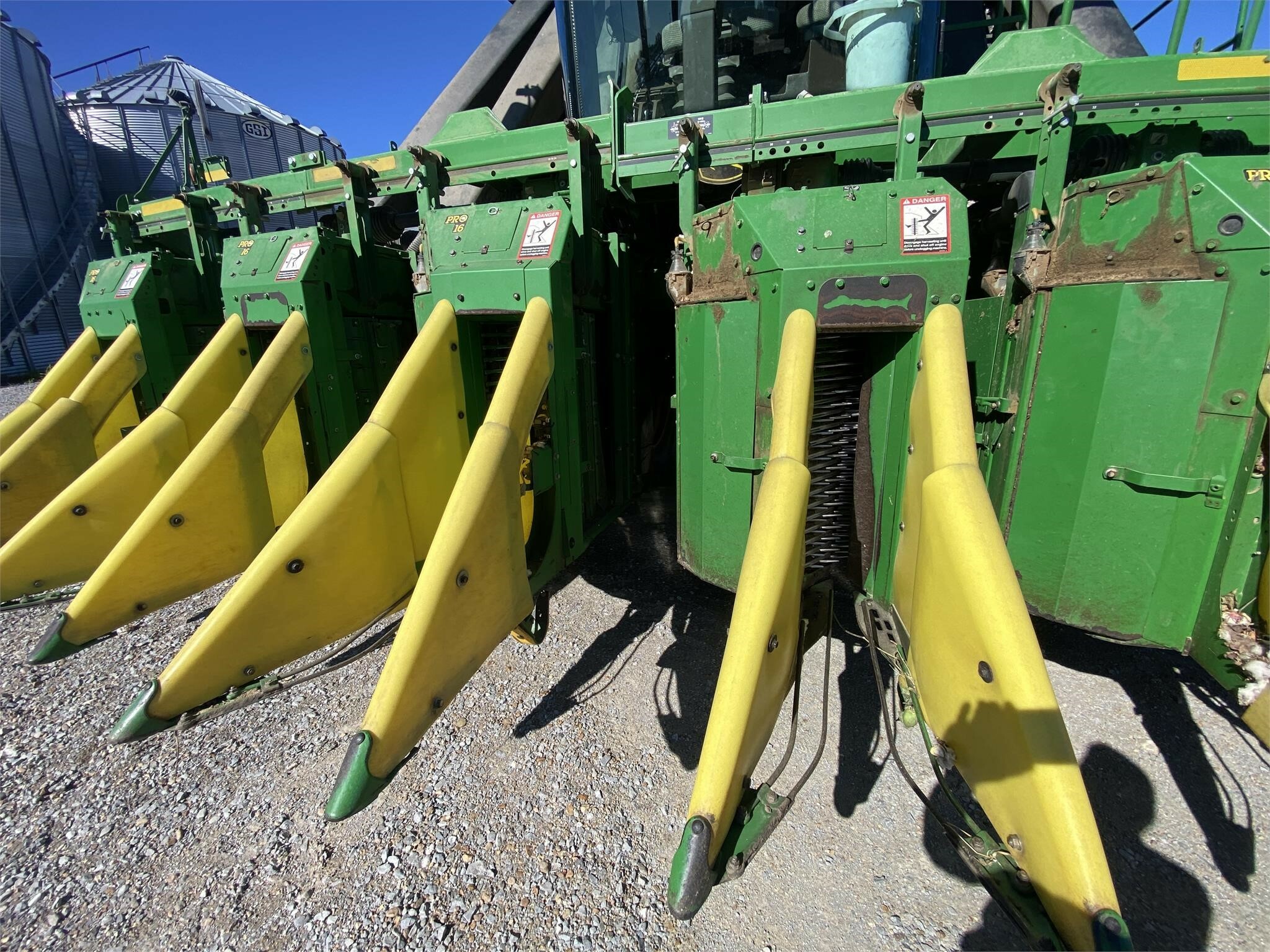 2018 John Deere CP690 Cotton Equipment