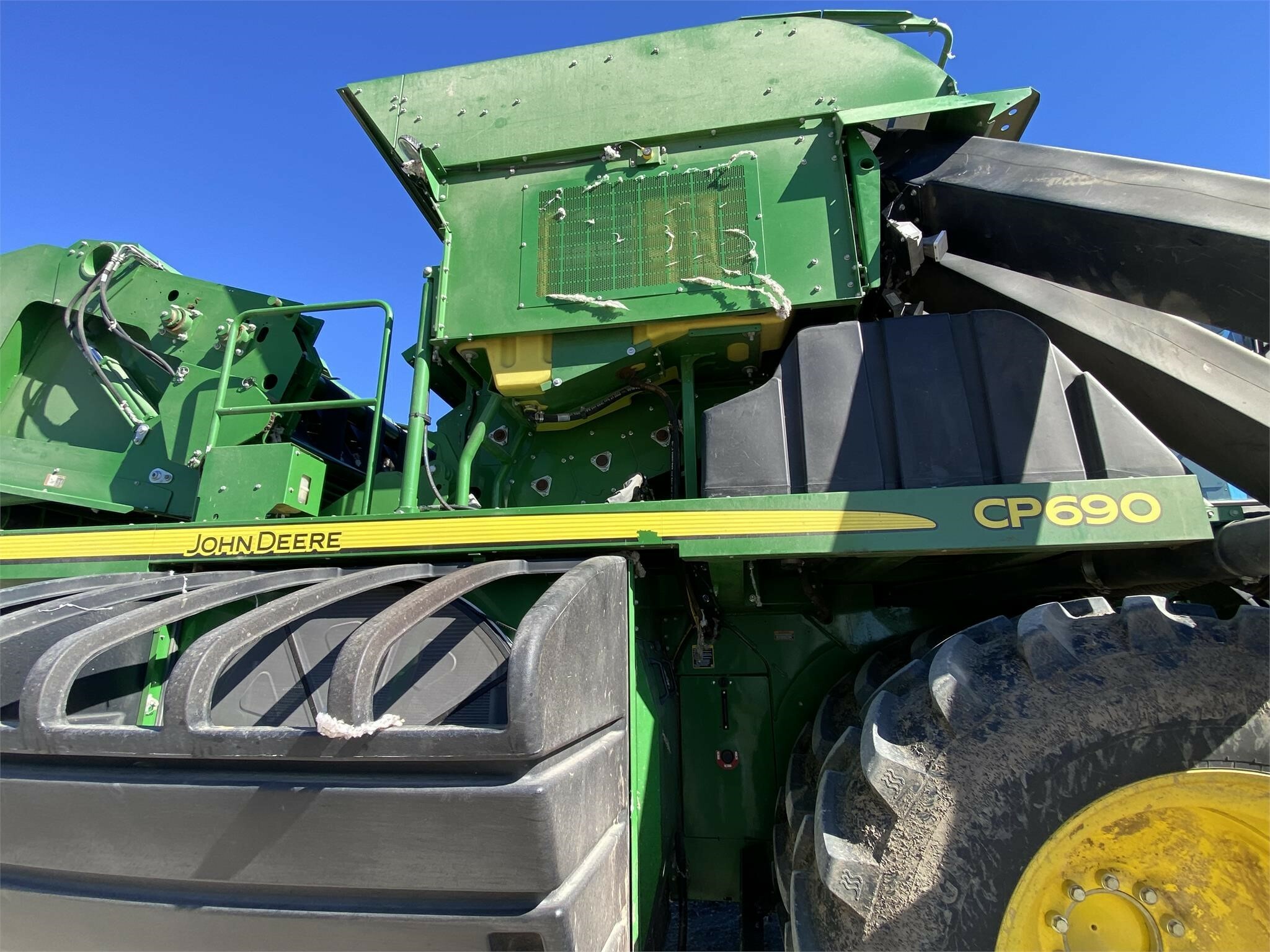 2018 John Deere CP690 Cotton Equipment