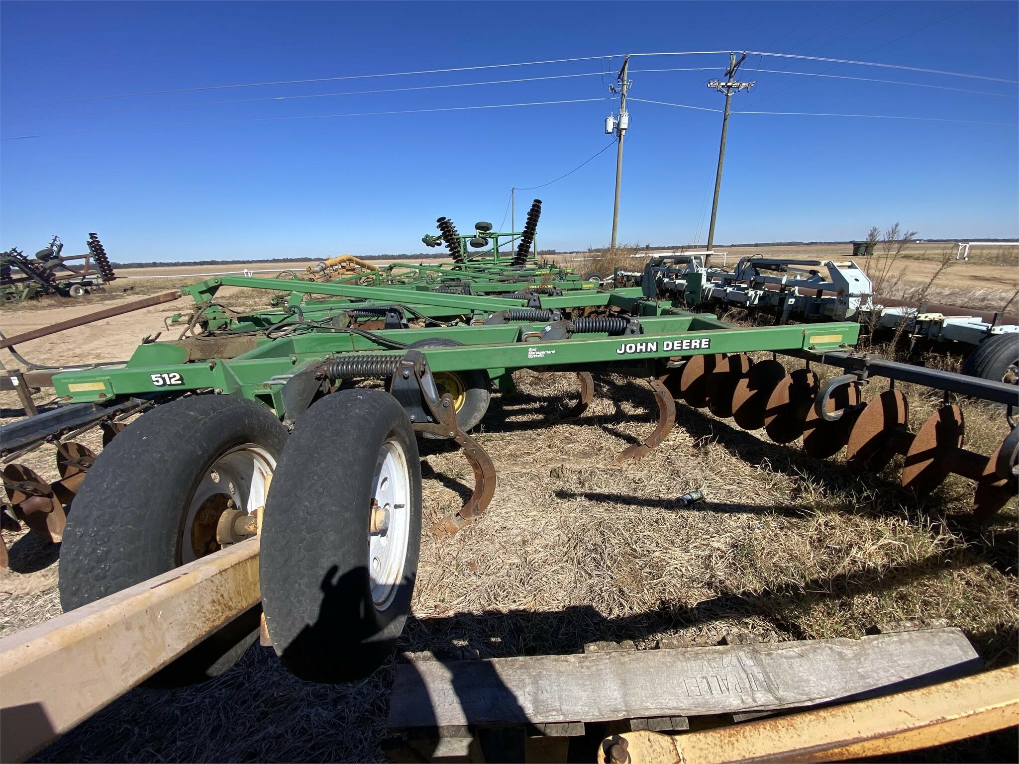 2002 John Deere 512 In-Line Ripper
