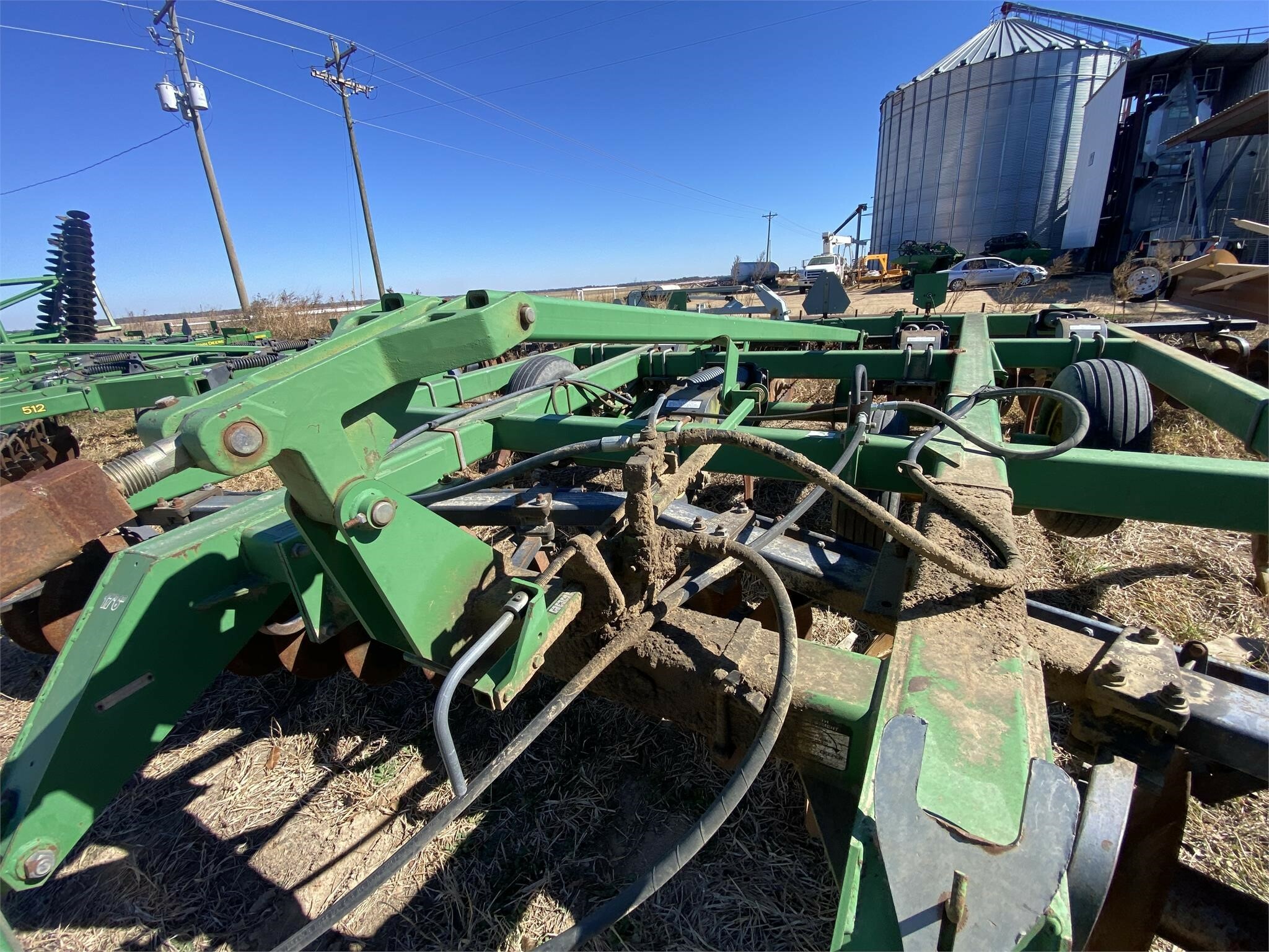 2002 John Deere 512 In-Line Ripper