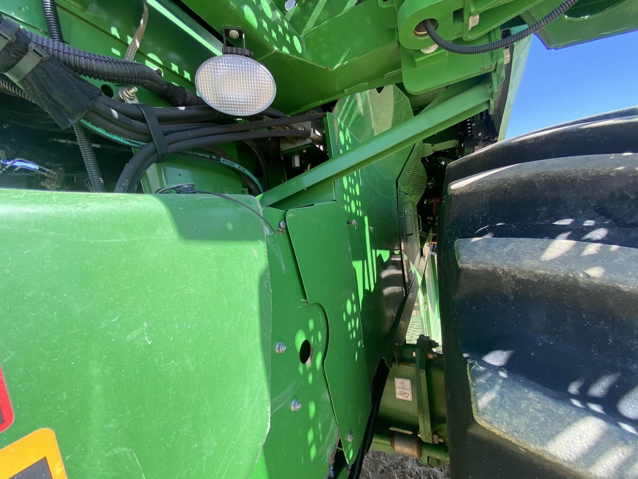 2014 John Deere S690 Combine