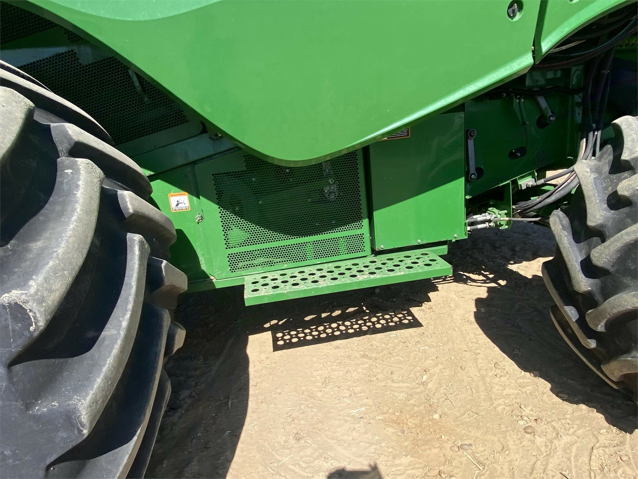 2014 John Deere S690 Combine